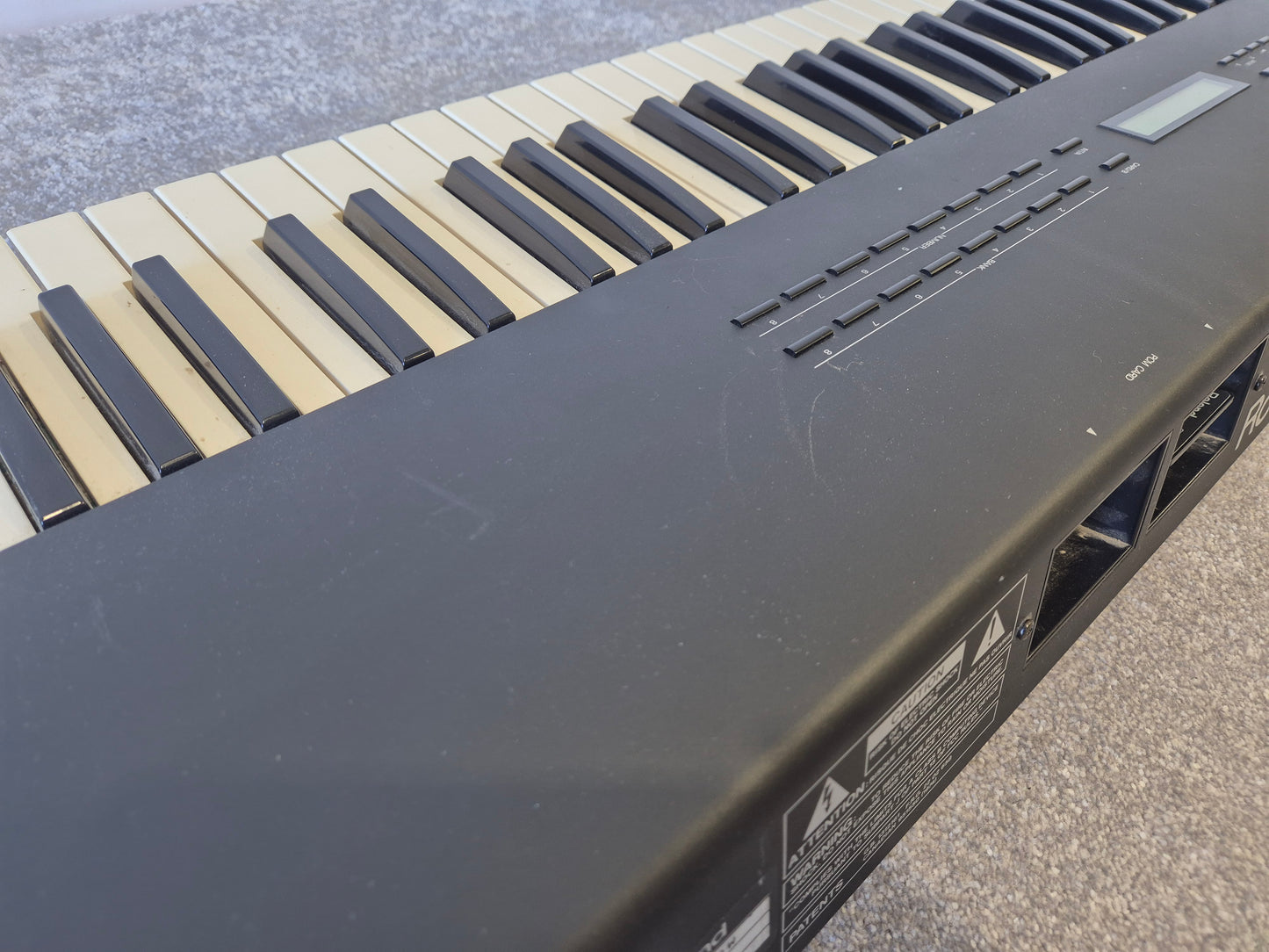 Roland U-20 - PCM-Sample Synthesizer w/ Original Box (Spares or Repairs)