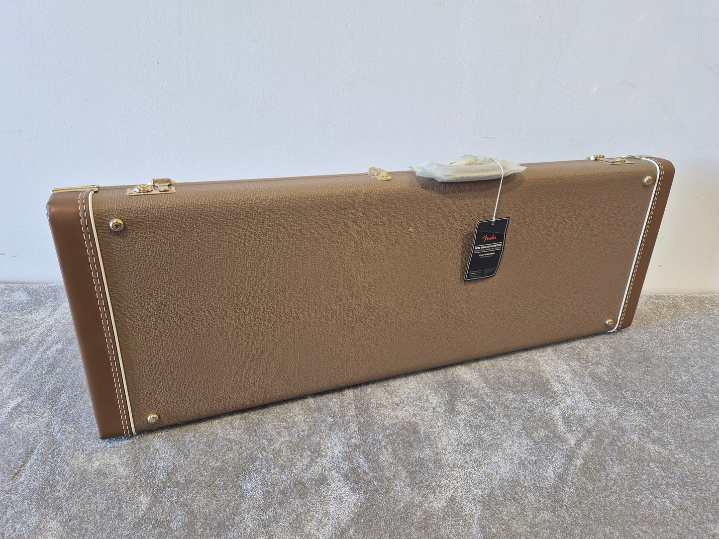 Fender Rarities Red Mahogany Telecaster – Limited Edition Electric Guitar US19012782 – Excellent w/ Fender Hard Case and Certification