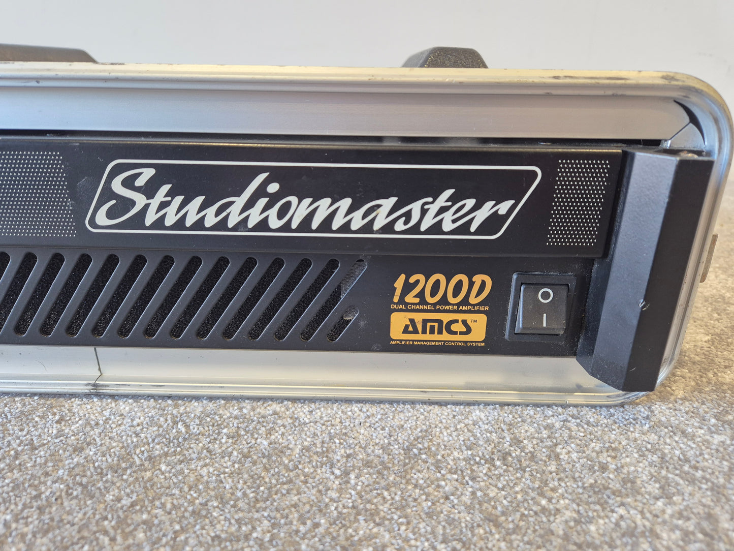 Studiomaster 1200D Power Amplifier - Live Sound and Studio Amplifier w/ Flight Case