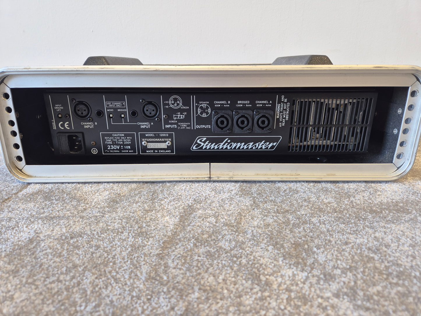 Studiomaster 1200D Power Amplifier - Live Sound and Studio Amplifier w/ Flight Case