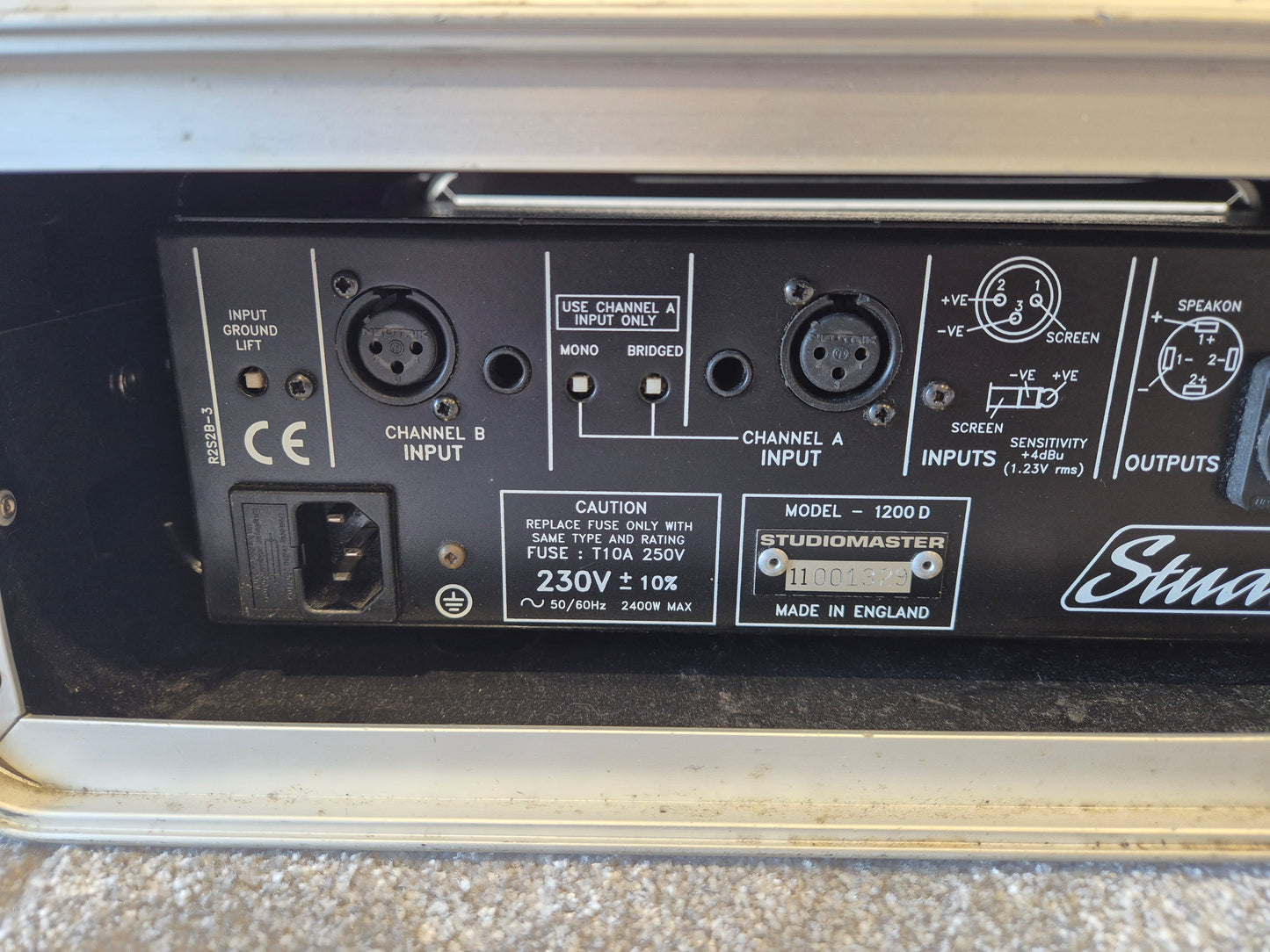 Studiomaster 1200D Power Amplifier - Live Sound and Studio Amplifier w/ Flight Case