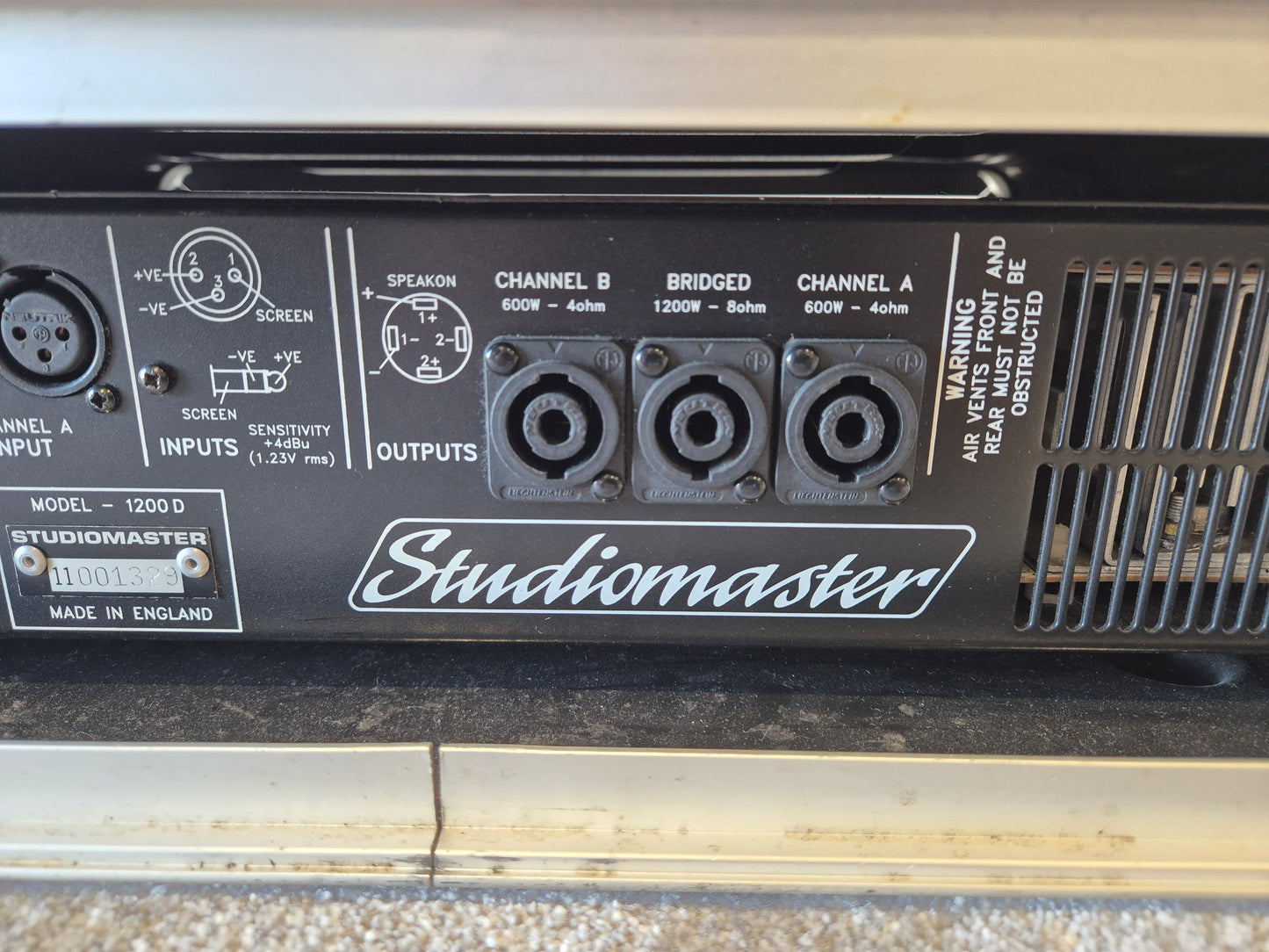 Studiomaster 1200D Power Amplifier - Live Sound and Studio Amplifier w/ Flight Case