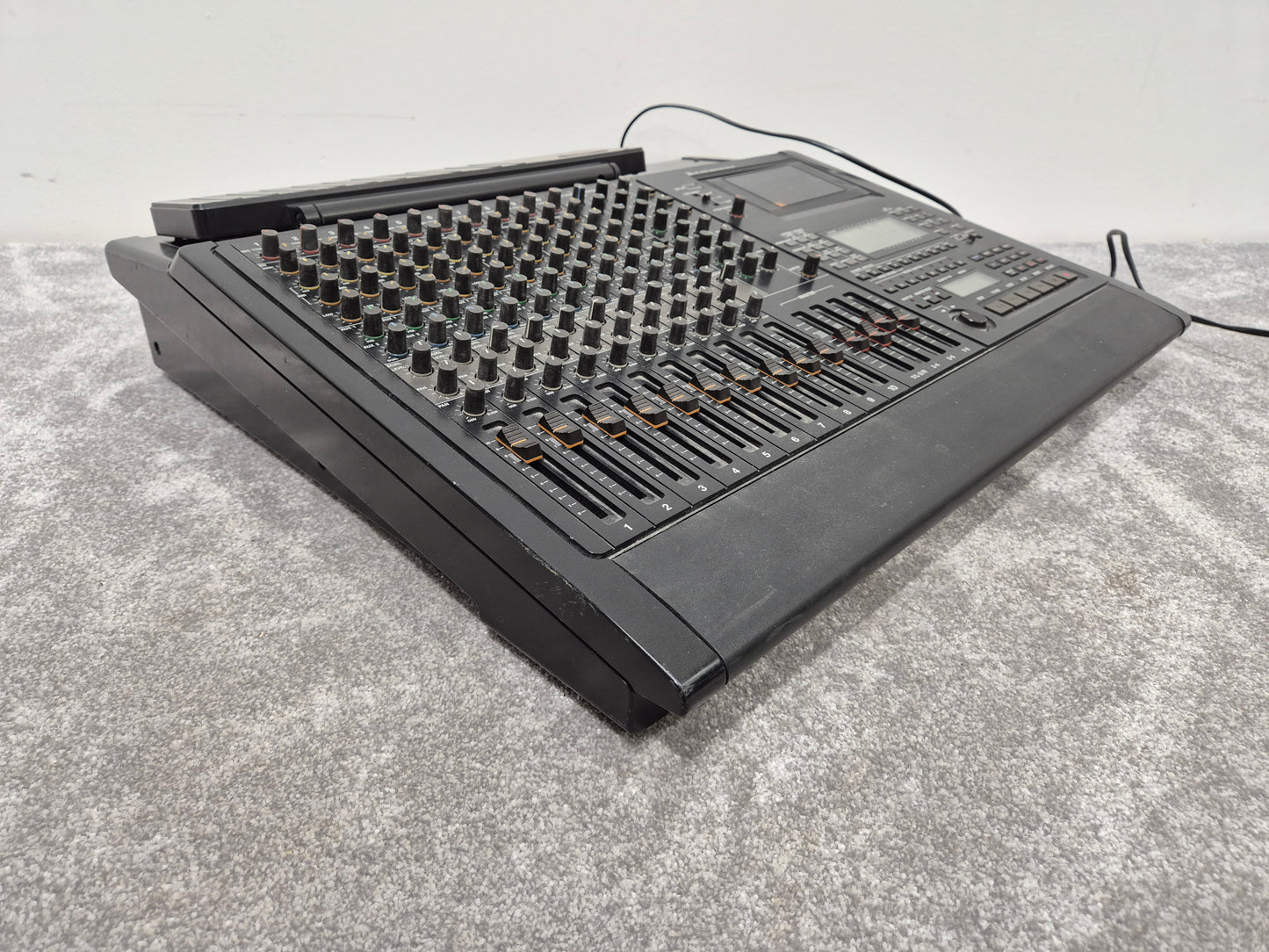 Tascam 688 - MidiStudio 688 8-Track Cassette Recorder