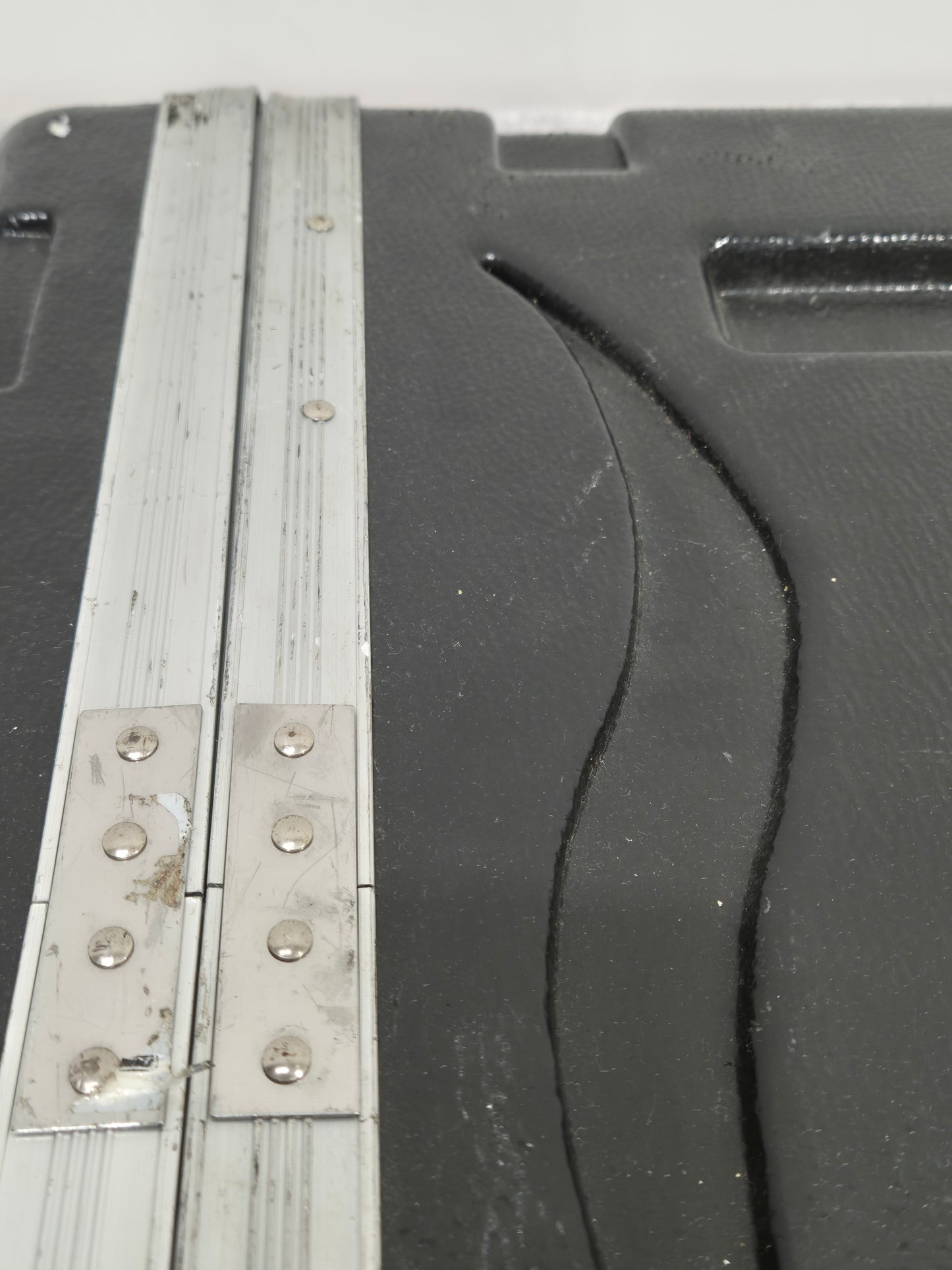 Gator 2U Hard Case Rack Case - External Dimensions 58cm x 55cm x 15cm - Very Good