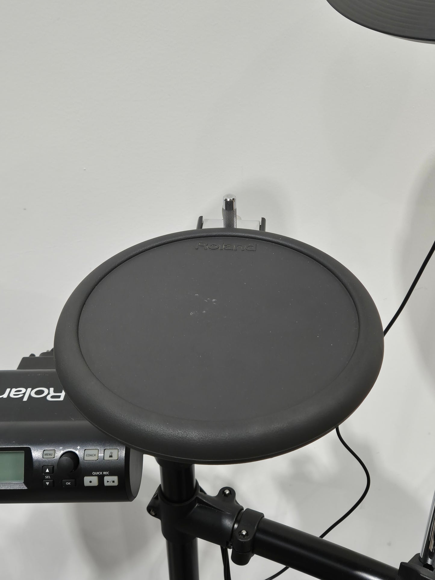 Roland Electric Drum Kit - TD-4 Sound Module/PDX-8 Mesh Head, PD8 Pads x3, CY5 Cymbal Pad, CY8 Cymbals x2,FD8 Foot Controller, KD8 Trigger Pad, MDS-4 Drum Stand