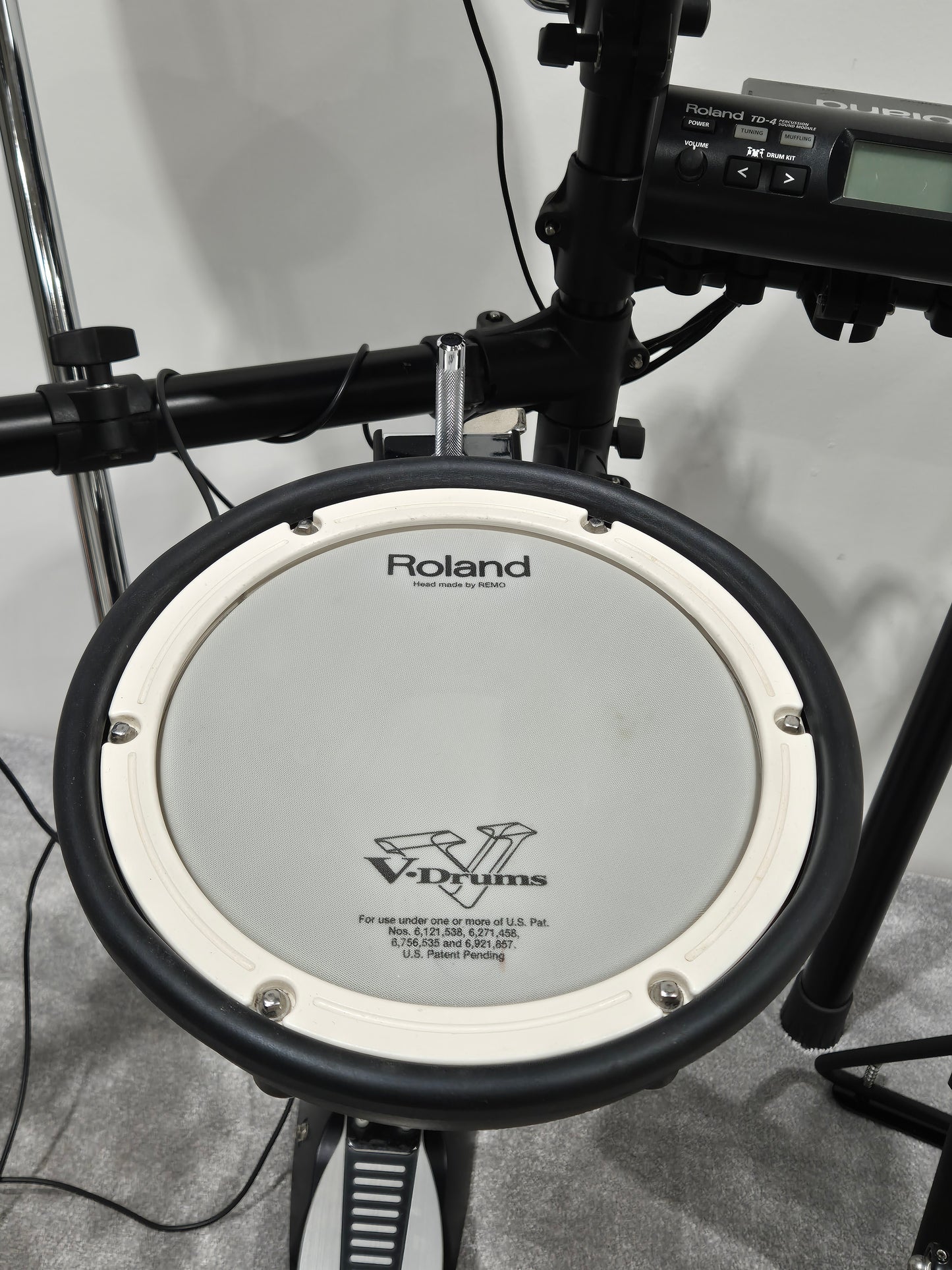 Roland Electric Drum Kit - TD-4 Sound Module/PDX-8 Mesh Head, PD8 Pads x3, CY5 Cymbal Pad, CY8 Cymbals x2,FD8 Foot Controller, KD8 Trigger Pad, MDS-4 Drum Stand