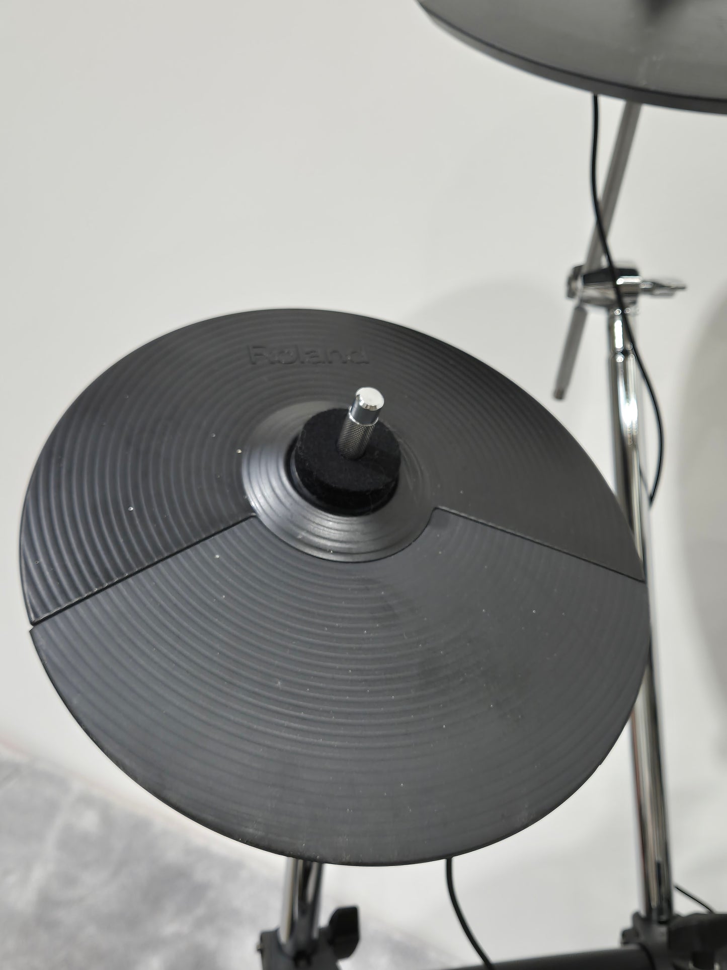 Roland Electric Drum Kit - TD-4 Sound Module/PDX-8 Mesh Head, PD8 Pads x3, CY5 Cymbal Pad, CY8 Cymbals x2,FD8 Foot Controller, KD8 Trigger Pad, MDS-4 Drum Stand