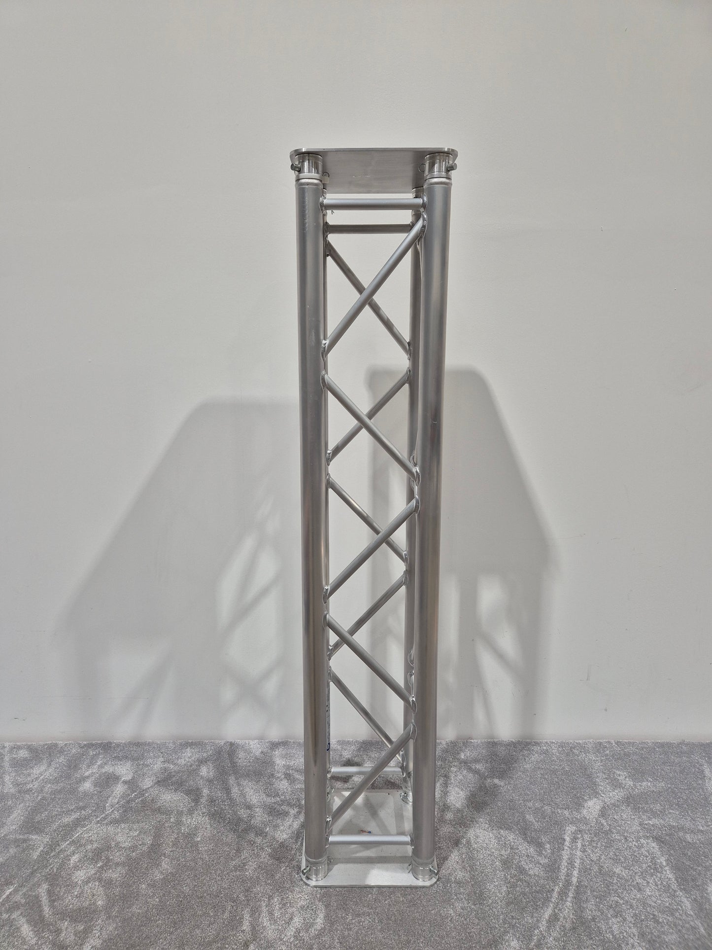 Global Truss Standard F34 - 1.5m Square Aluminium Truss
