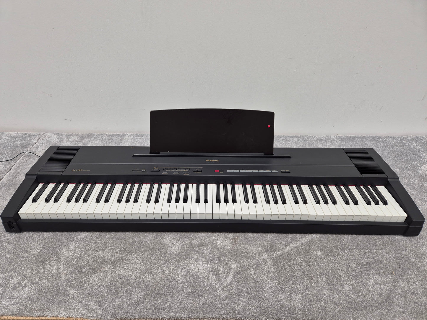 Roland EP-85 - 88-key Digital Electric Piano - Black