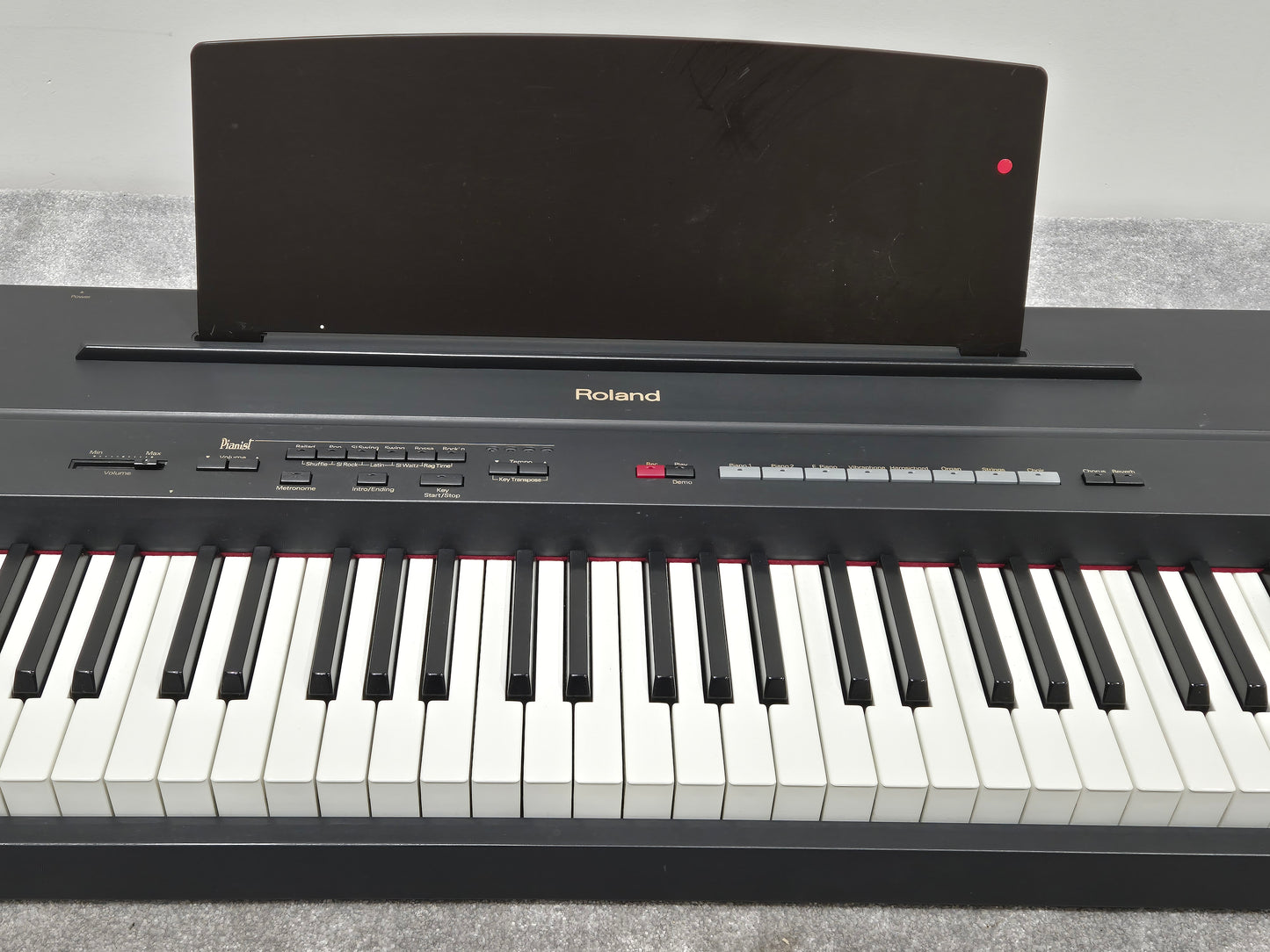 Roland EP-85 - 88-key Digital Electric Piano - Black