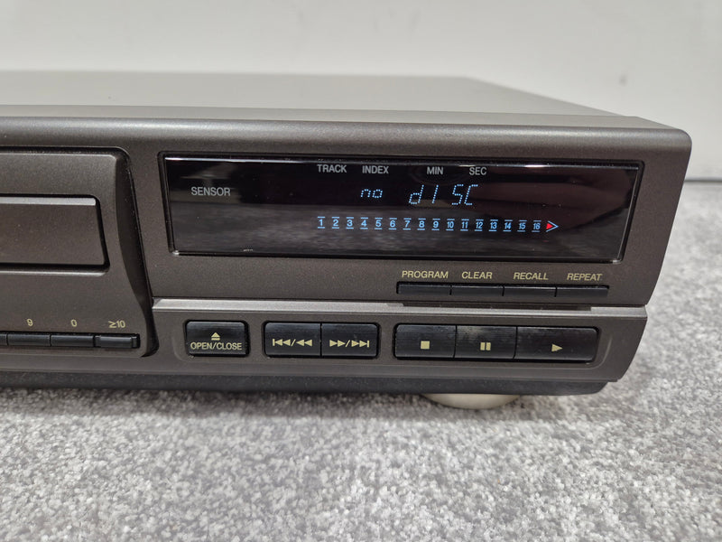 Technics SL-PG580A - 1990's Stereo Compact Disc Player - image 2