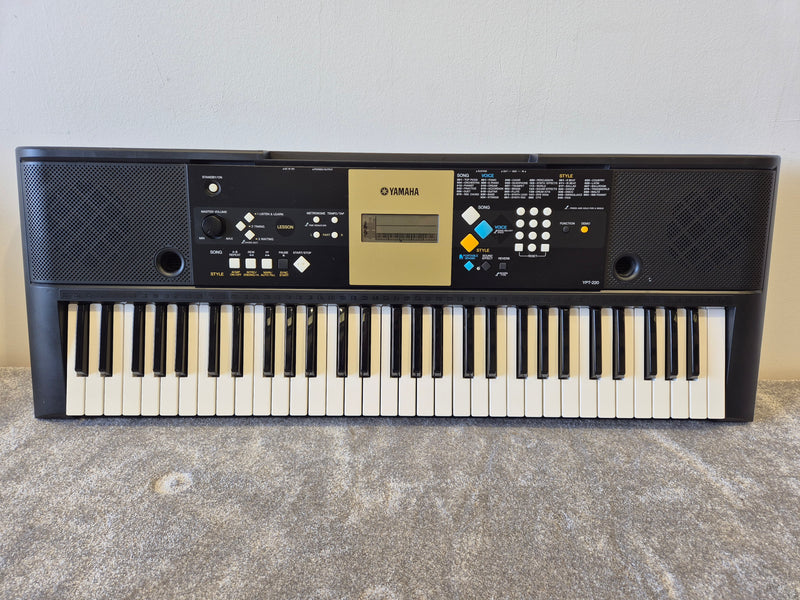 Yamaha YPT-220 - 61-key Musical Keyboard w/ Original Box - image 1