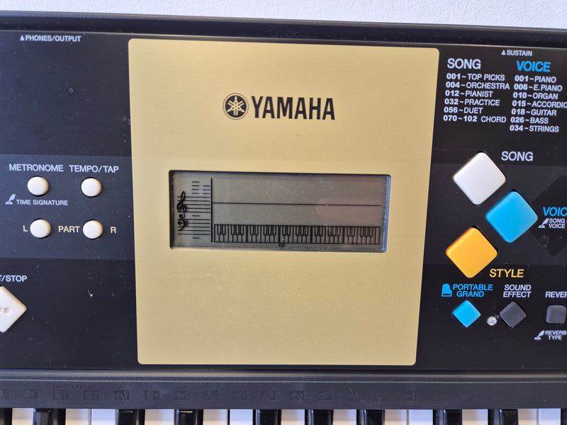 Yamaha YPT-220 - 61-key Musical Keyboard w/ Original Box - image 4