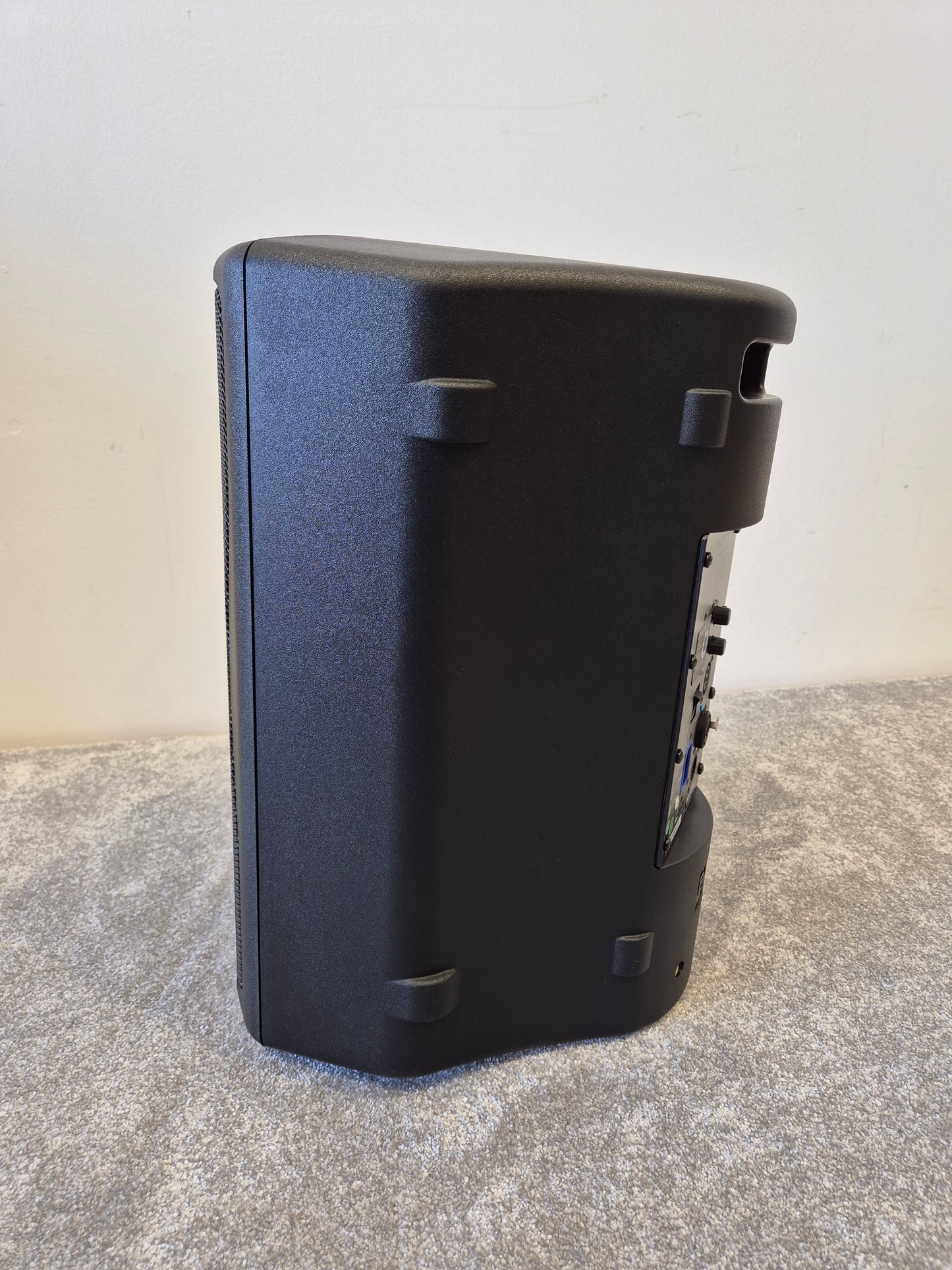 Electro-Voice ZXA1-90 - 8-inch 2-way 800W Active Speaker w/ Original Box