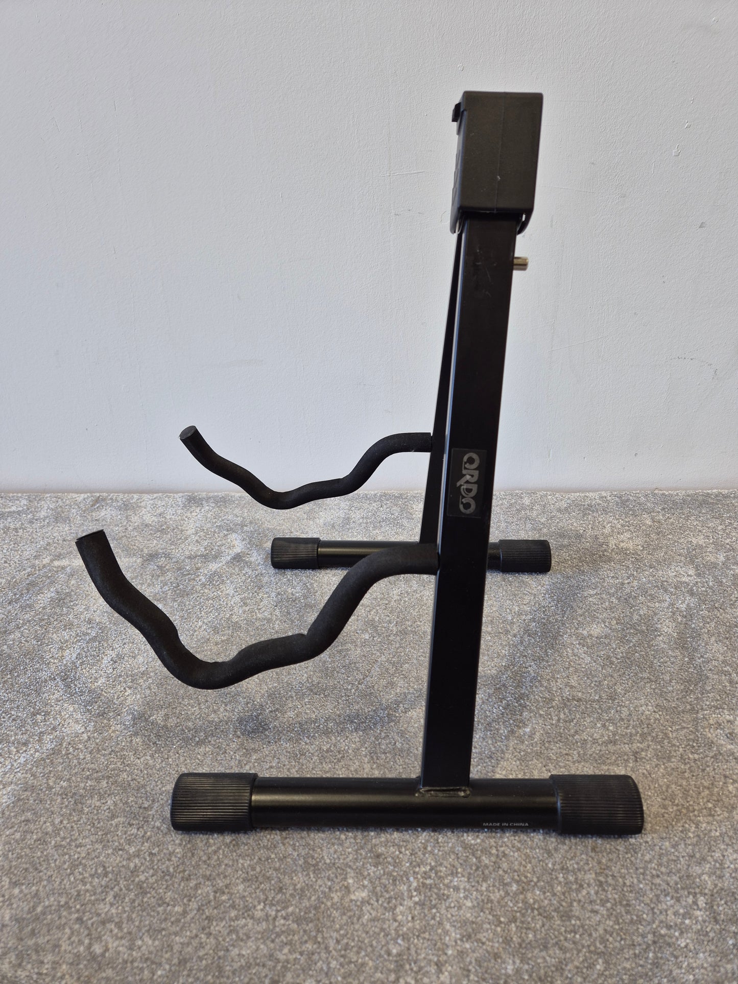 Ordo Universal Guitar Stand - Acoustic, Electric or Bass Guitar Stand