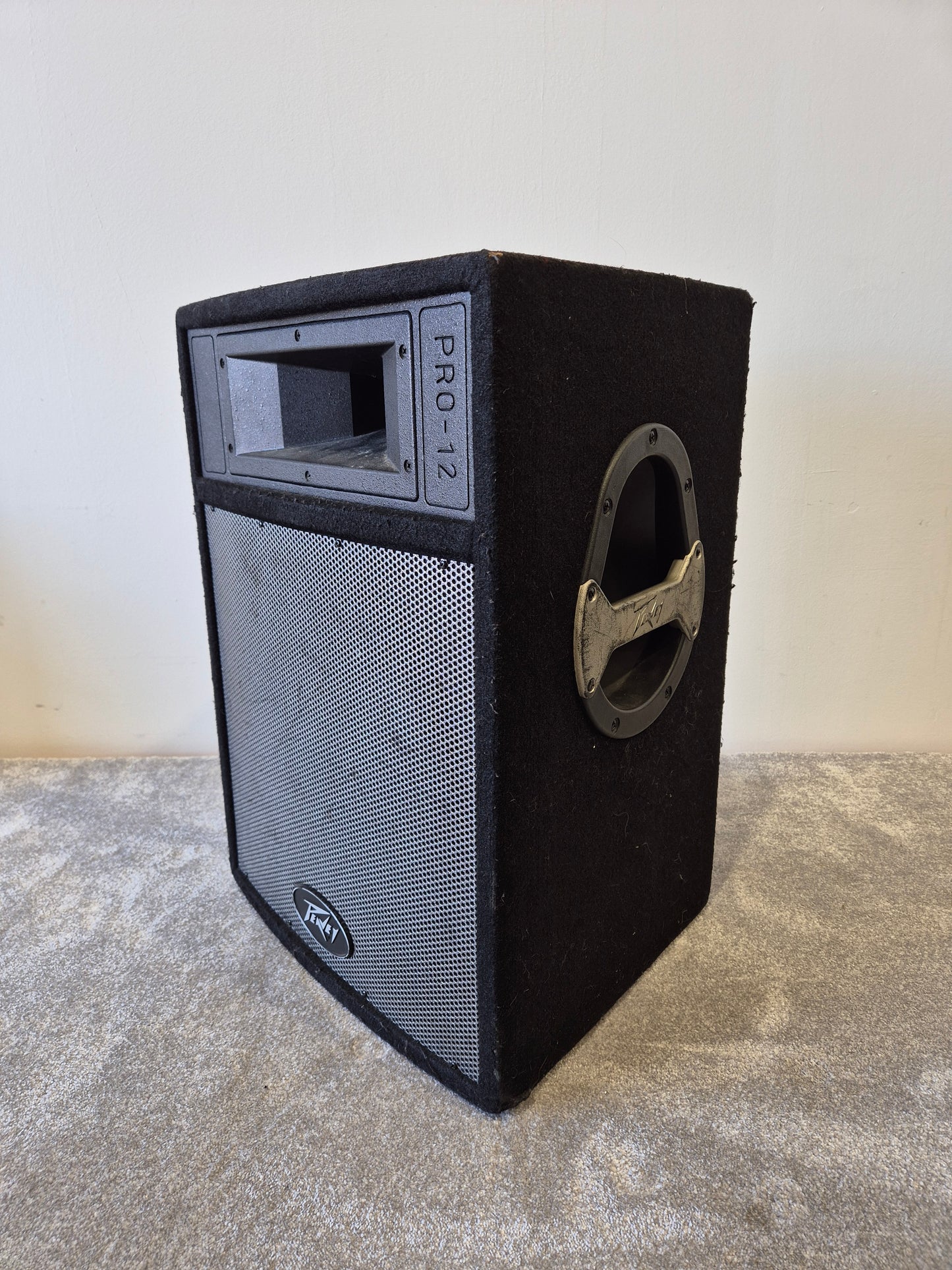 Peavey Pro 12 - 500-watts Passive PA Speaker w/ Speaker Cover (Very Good Condition)