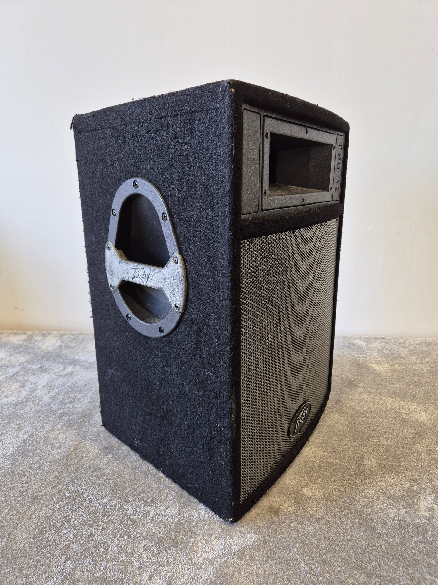 Peavey Pro 12 - 500-watts Passive PA Speaker w/ Speaker Cover (Very Good Condition)