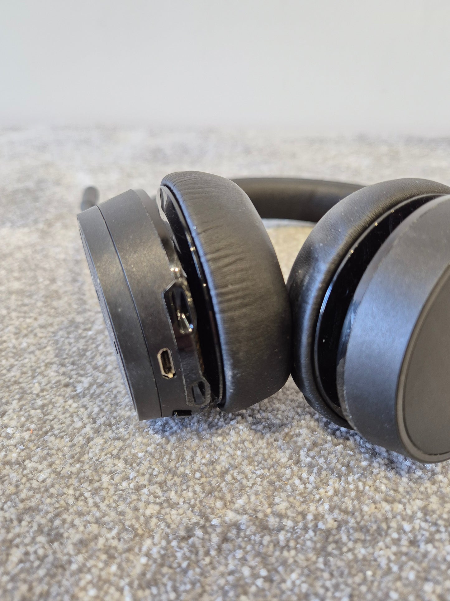 Dell Pro WL5022 - Wireless Headset (Spares or Repair)