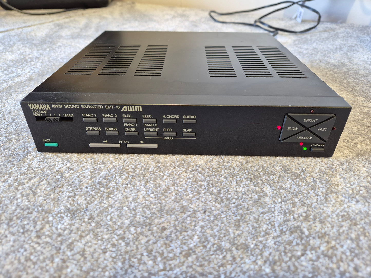 Yamaha AWM EMT-10 - Half-Rack-Sized Sound Module