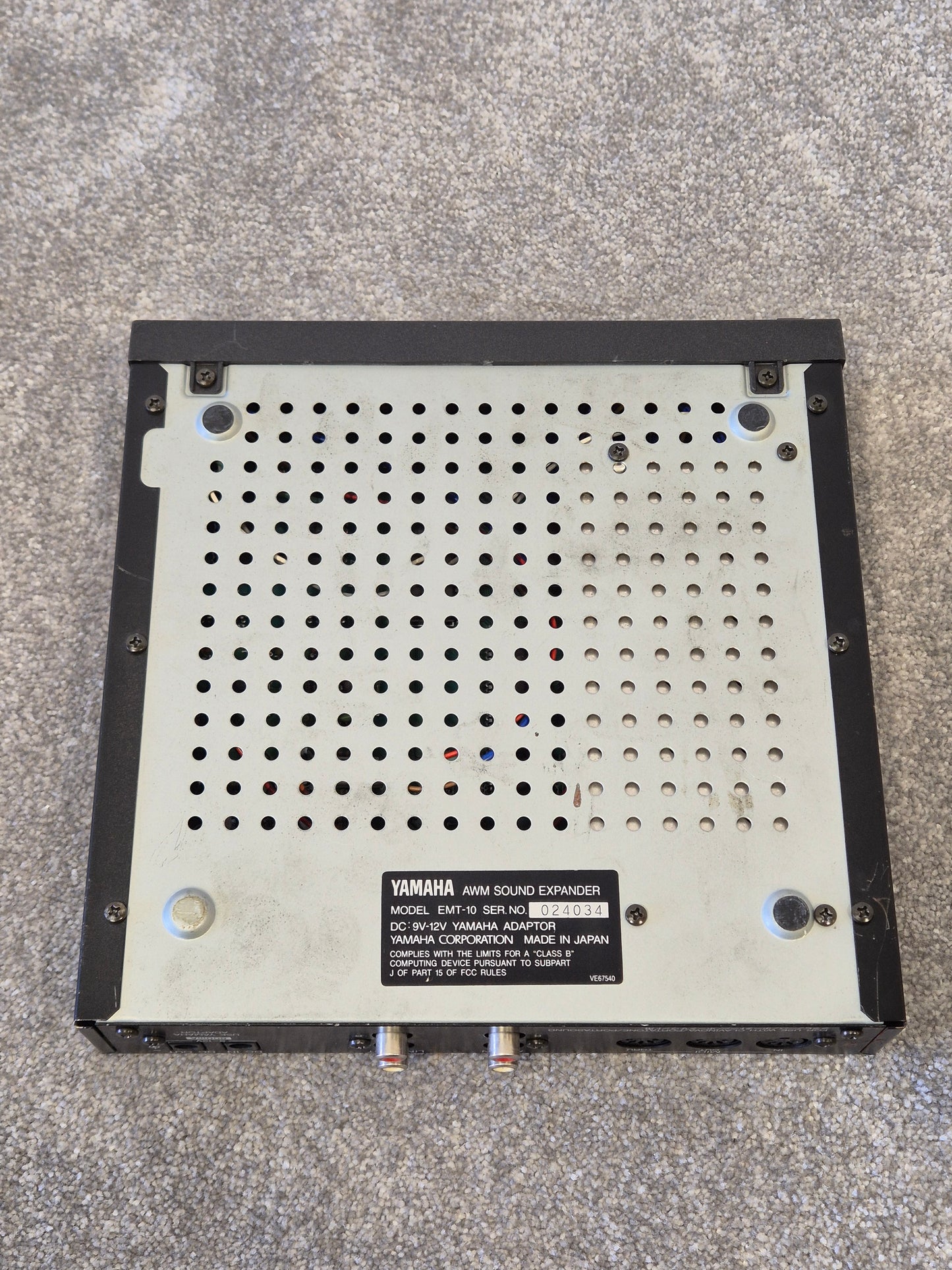 Yamaha AWM EMT-10 - Half-Rack-Sized Sound Module
