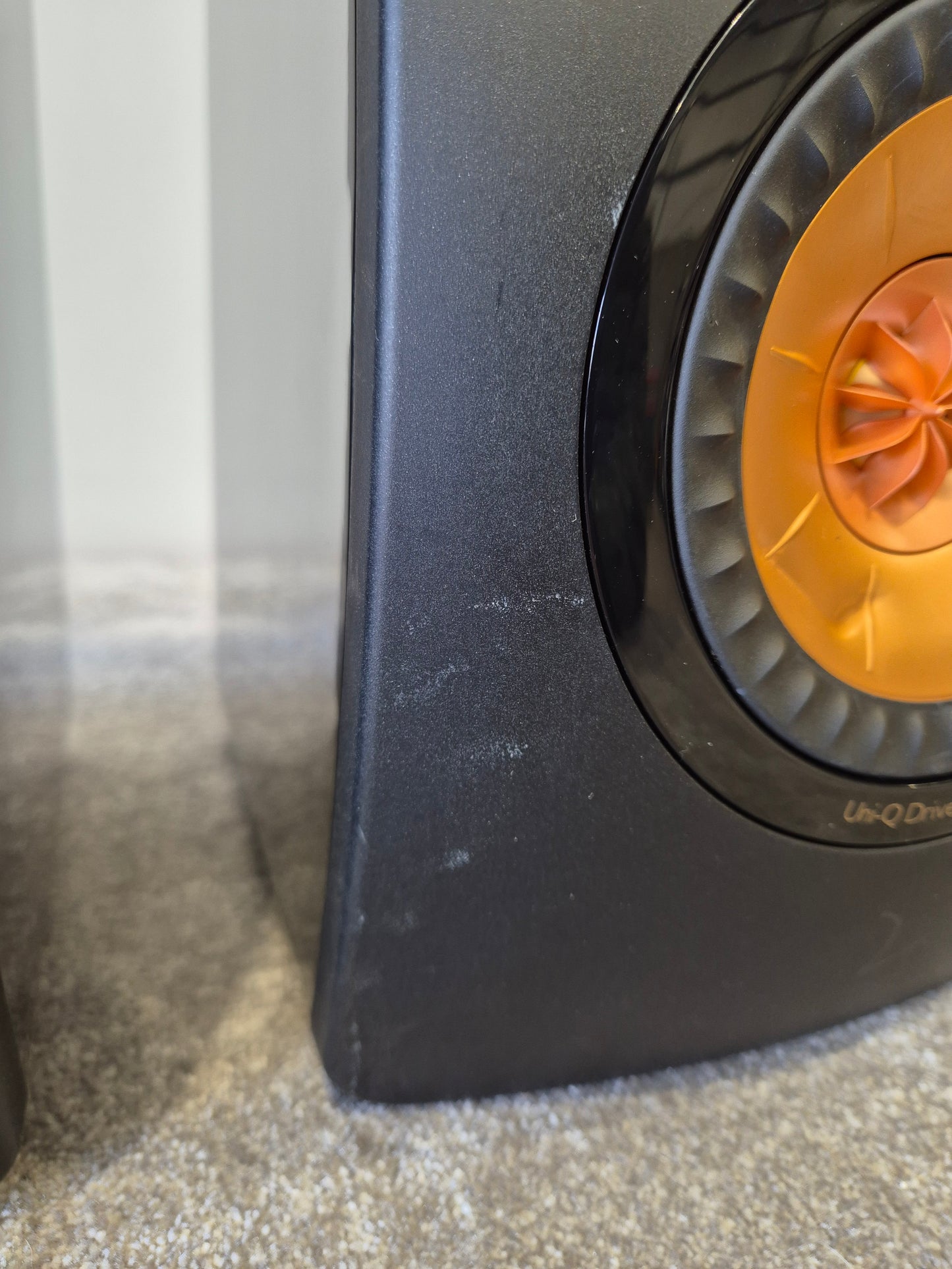 KEF LS50 - Precise Loudspeakers (Pair)