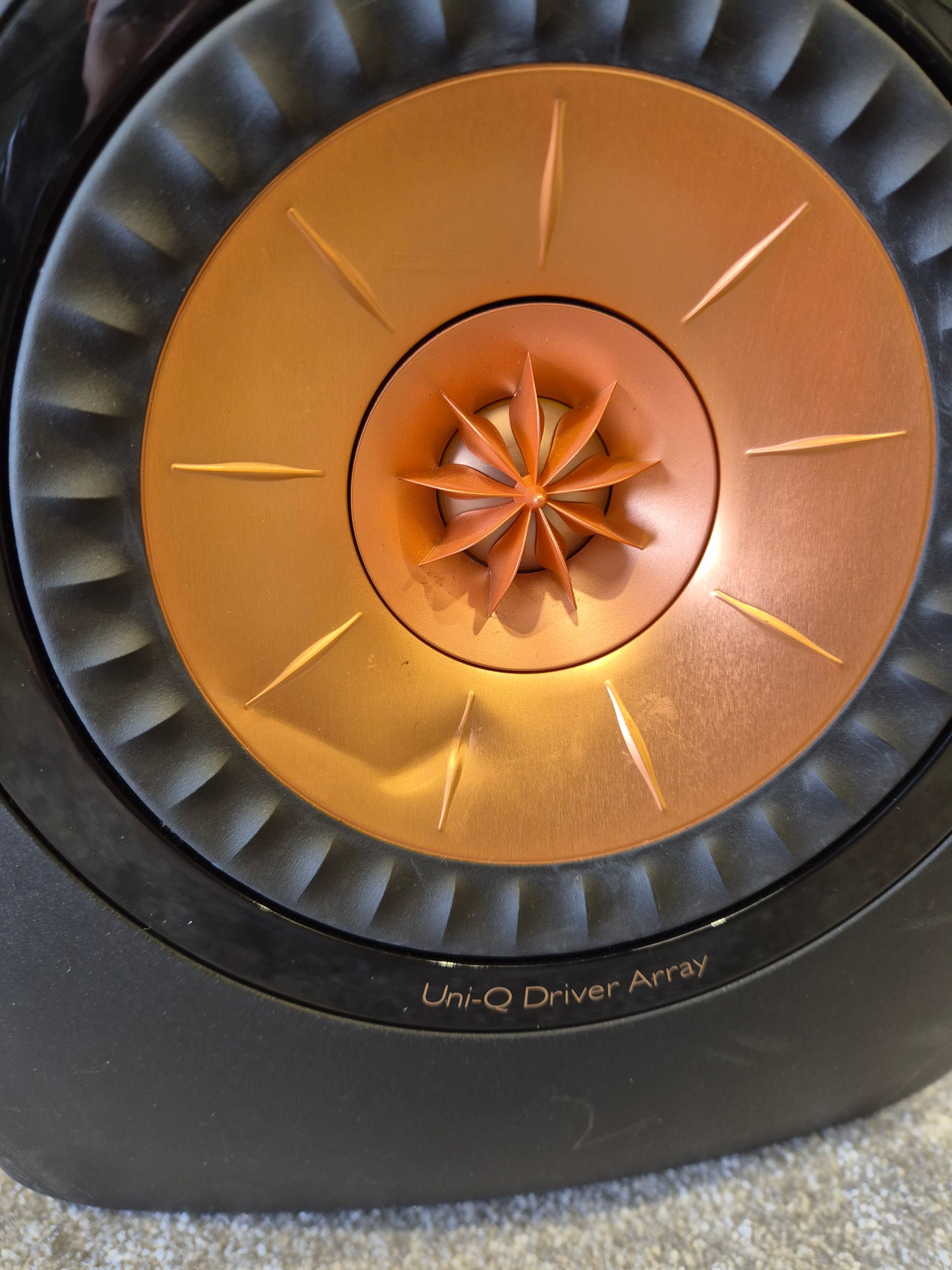 KEF LS50 - Precise Loudspeakers (Pair)