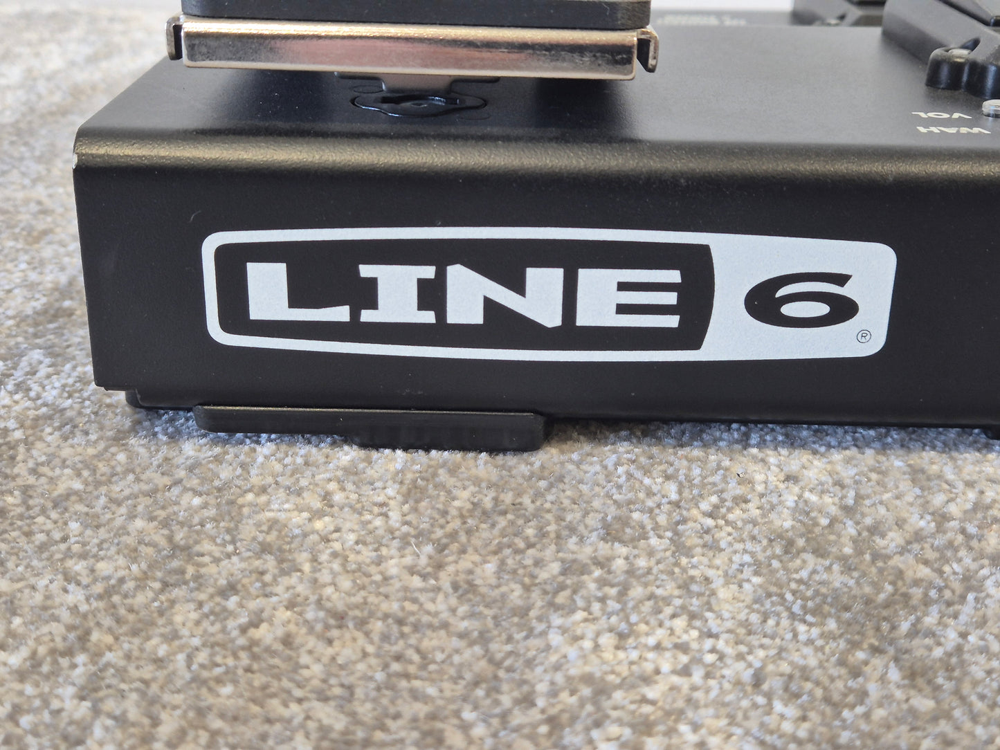 Line 6 FBV Express Mk II - Versatile Foot Controller
