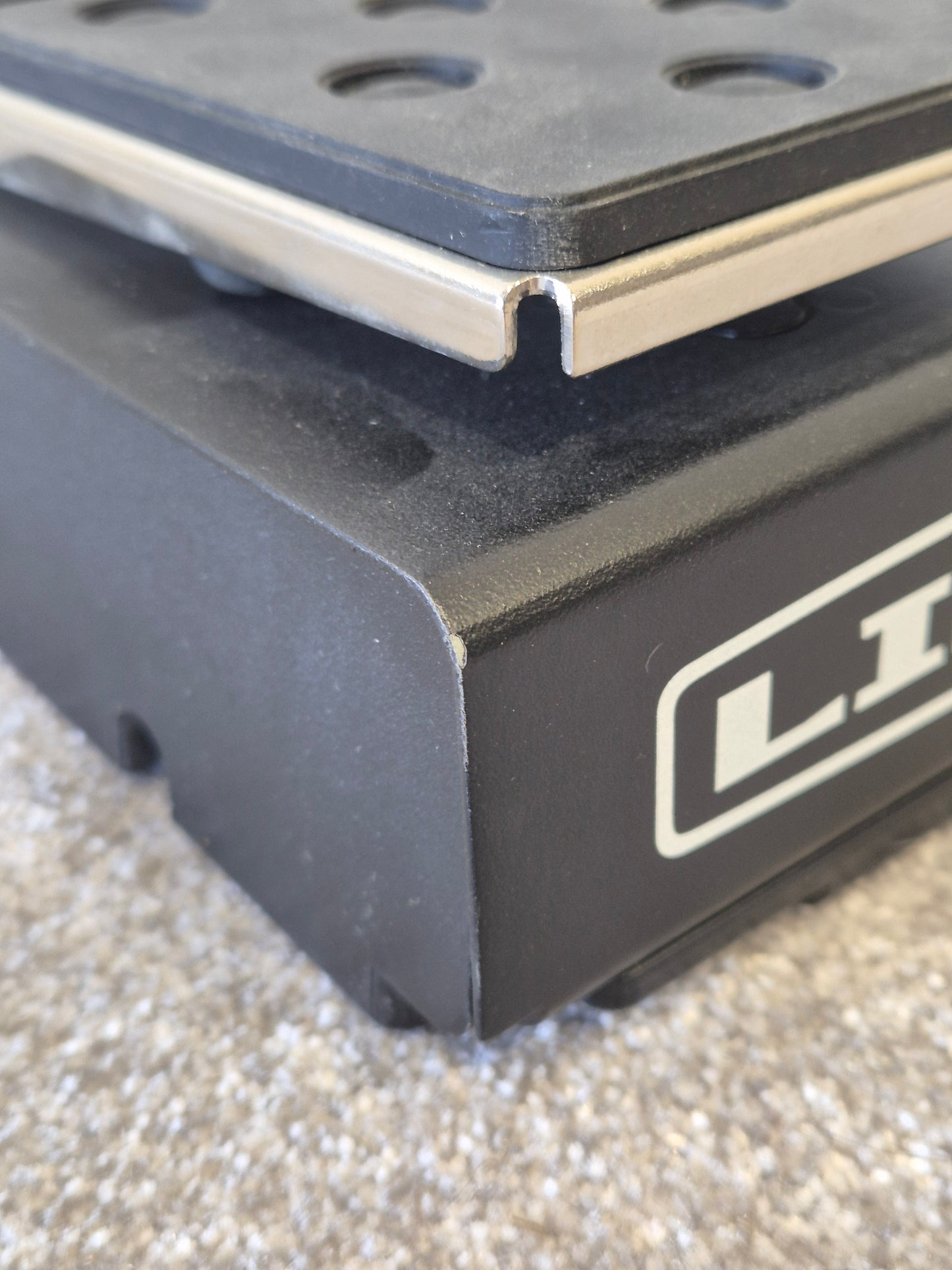 Line 6 FBV Express Mk II - Versatile Foot Controller