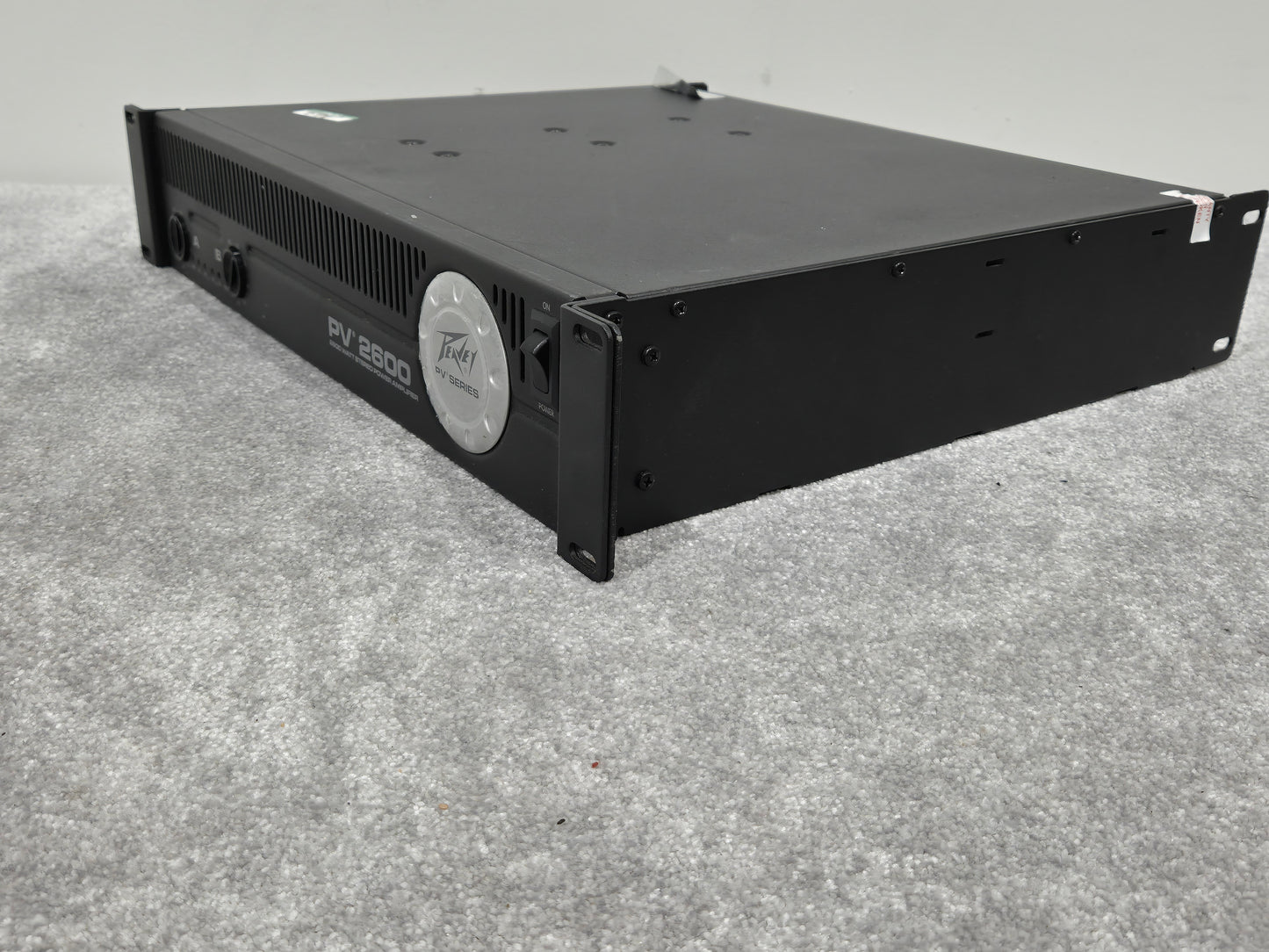 Peavey PV 2600 - Powerful 2-Channel Power Amplifier