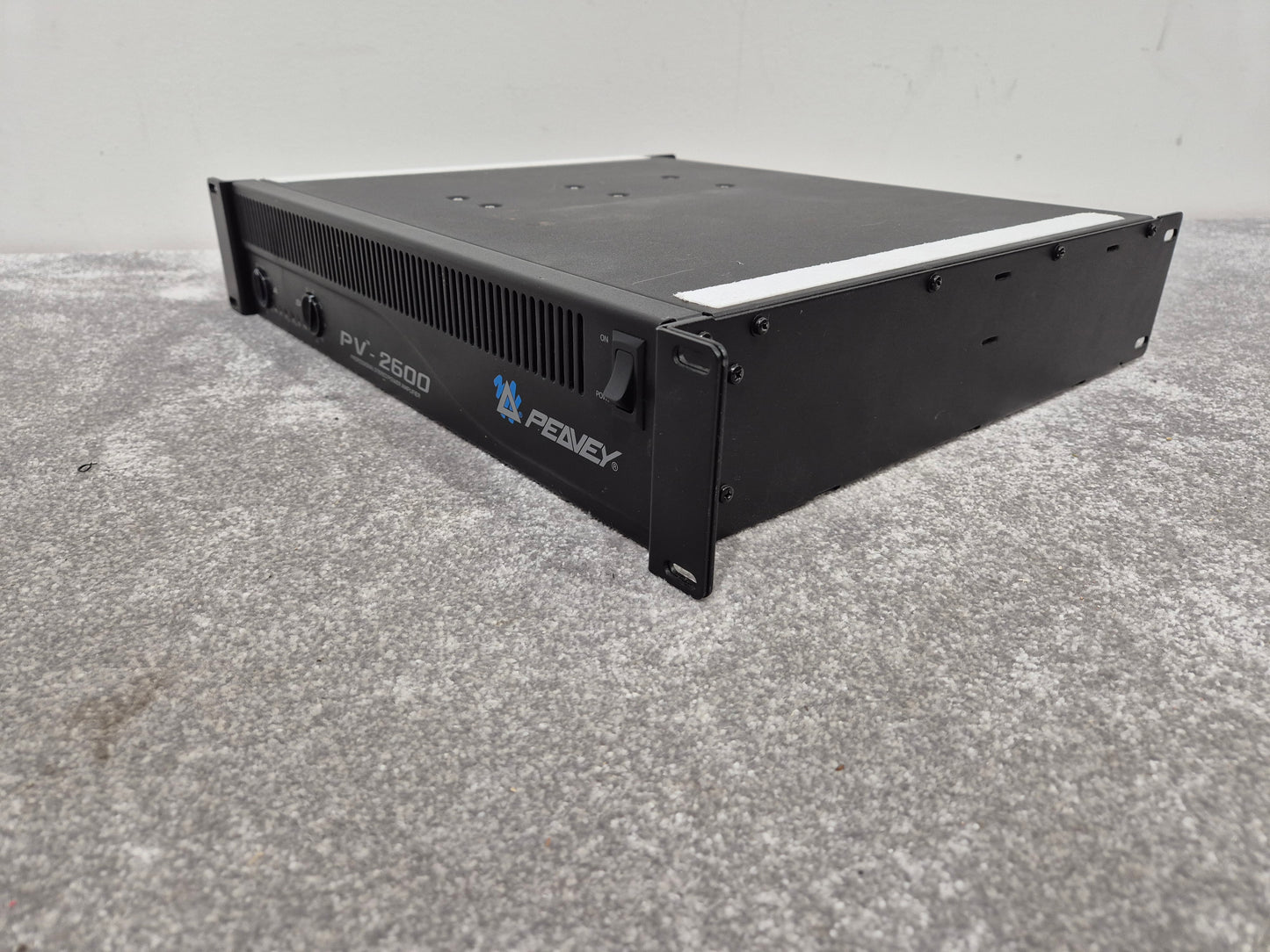 Peavey PV 2600 - Powerful 2-Channel Power Amplifier w/ Manual