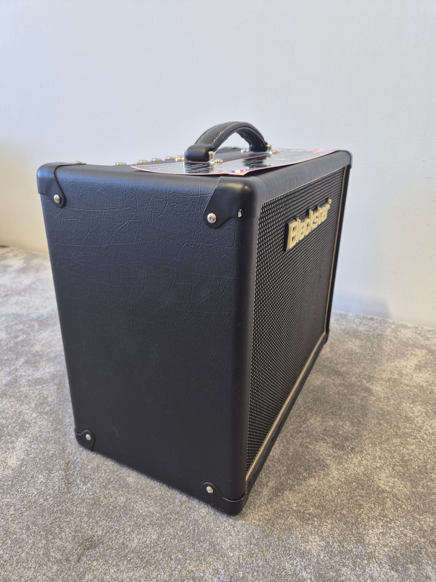 Blackstar HT 5 - Low-Wattage Valve Combo Guitar Amplifier