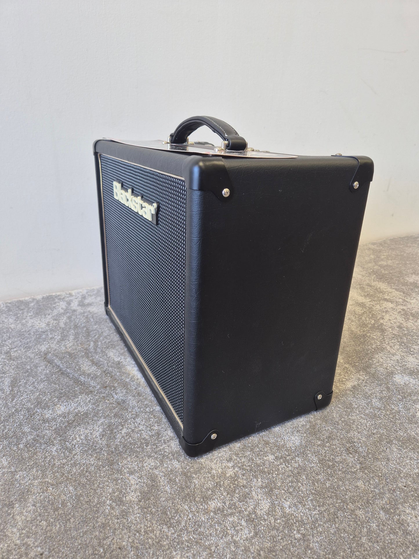 Blackstar HT 5 - Low-Wattage Valve Combo Guitar Amplifier