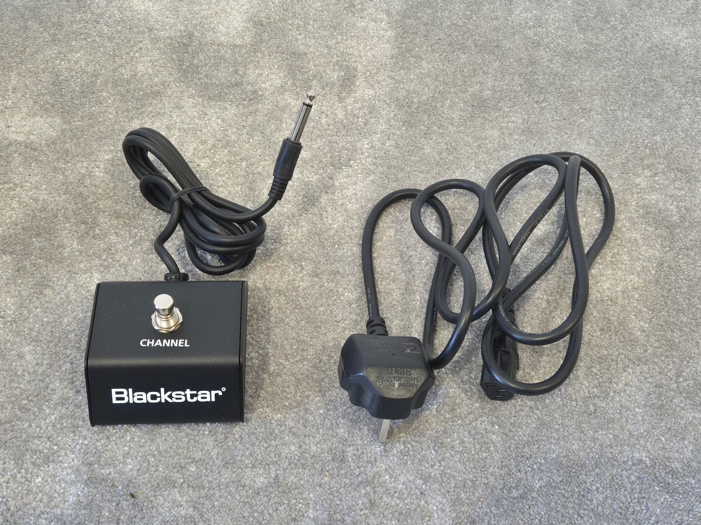 Blackstar HT 5 - Low-Wattage Valve Combo Guitar Amplifier