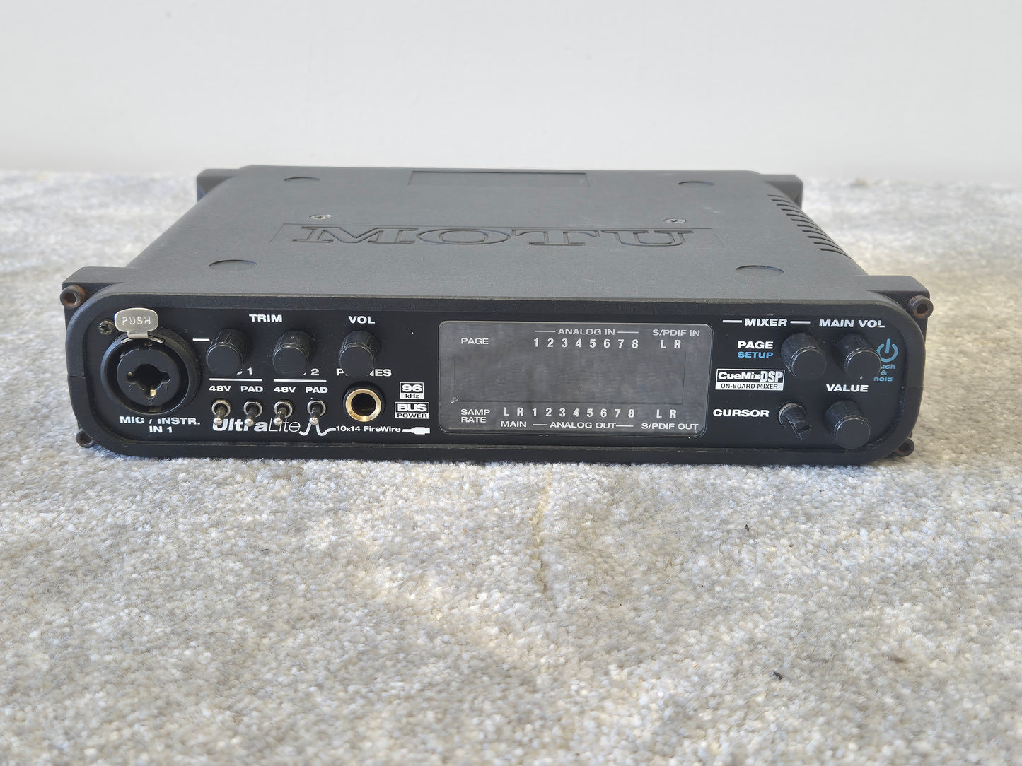 The MOTU UltraLite - Versatile Firewire Audio Interface