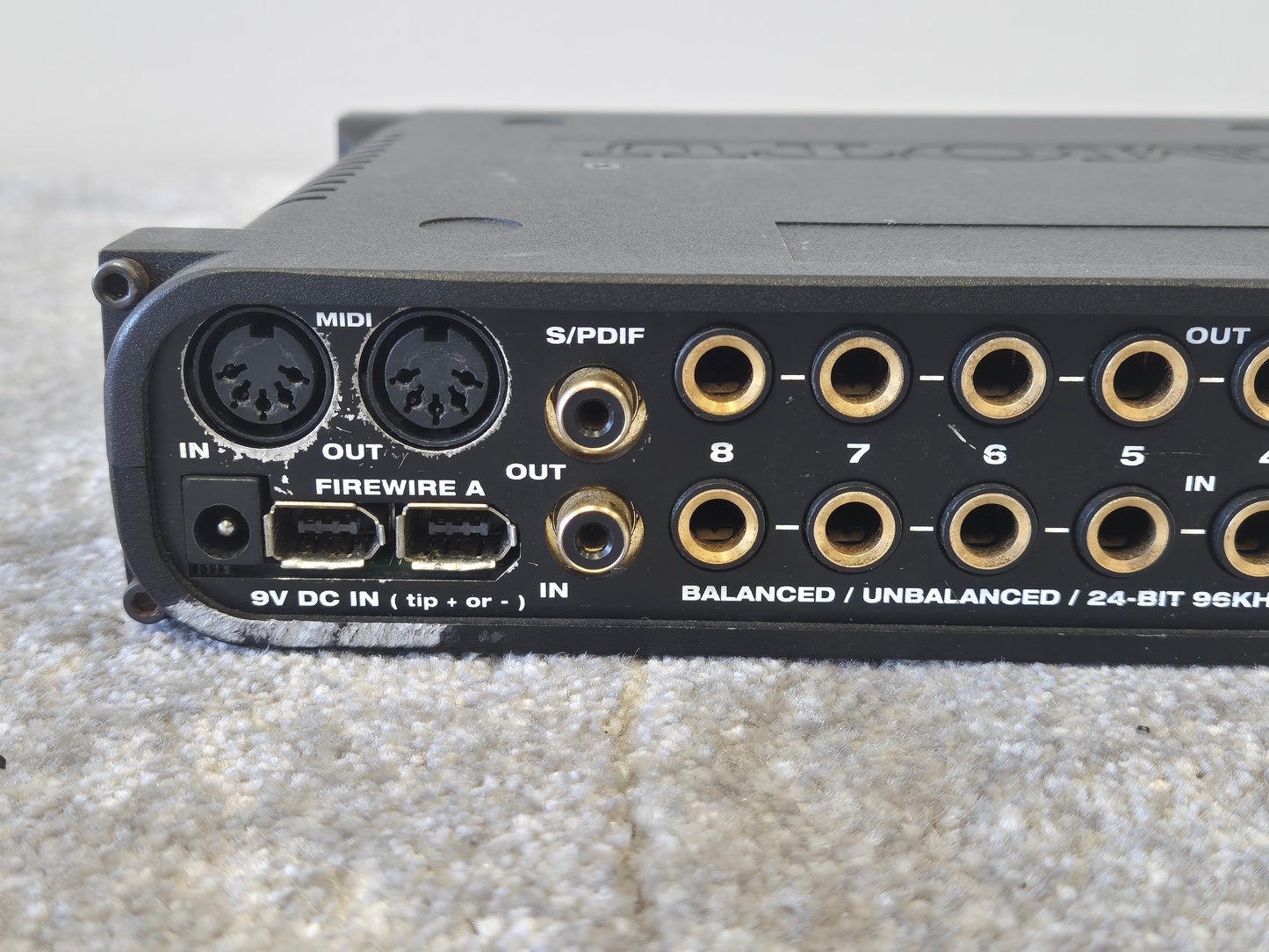 The MOTU UltraLite - Versatile Firewire Audio Interface