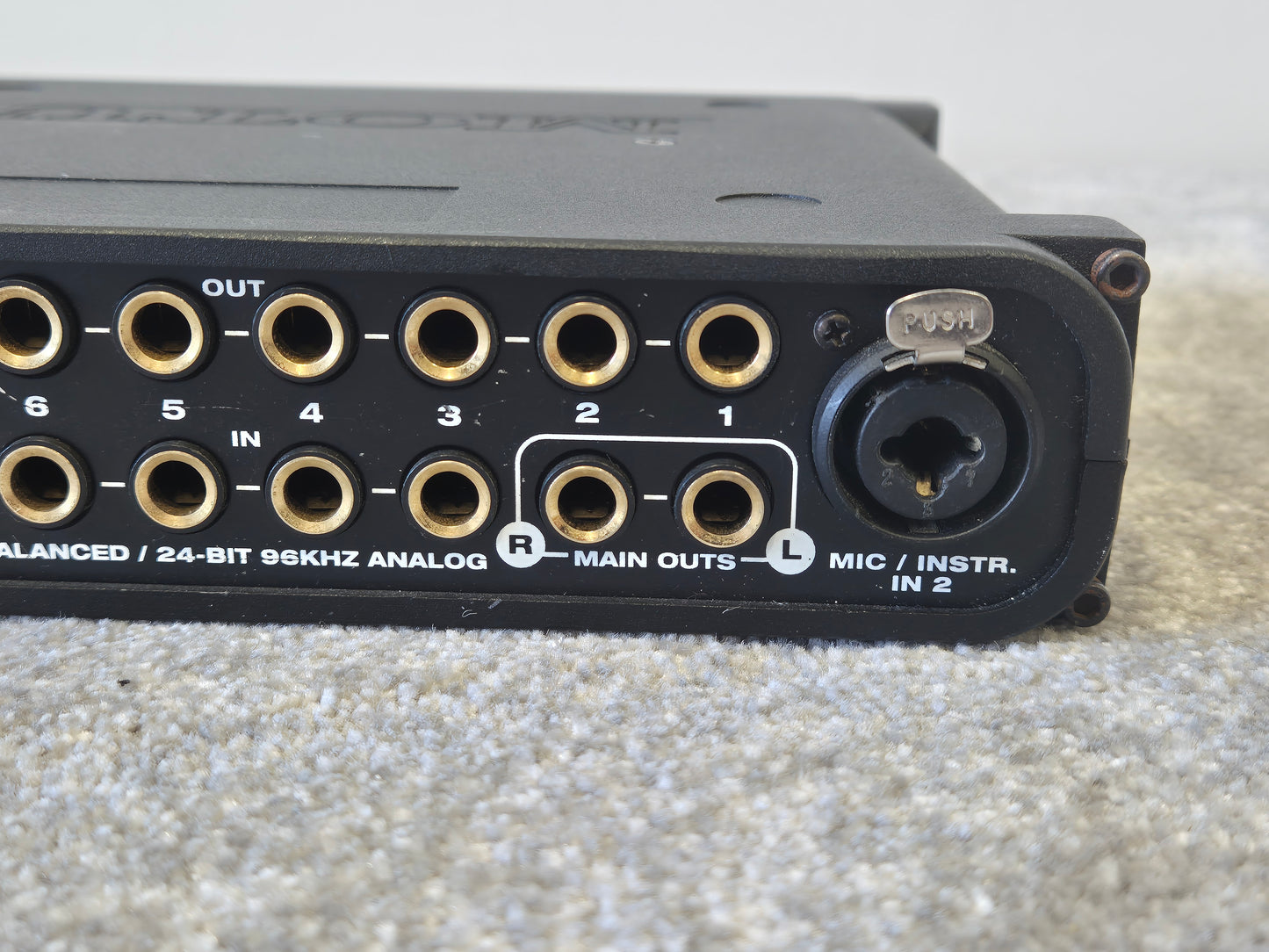 The MOTU UltraLite - Versatile Firewire Audio Interface
