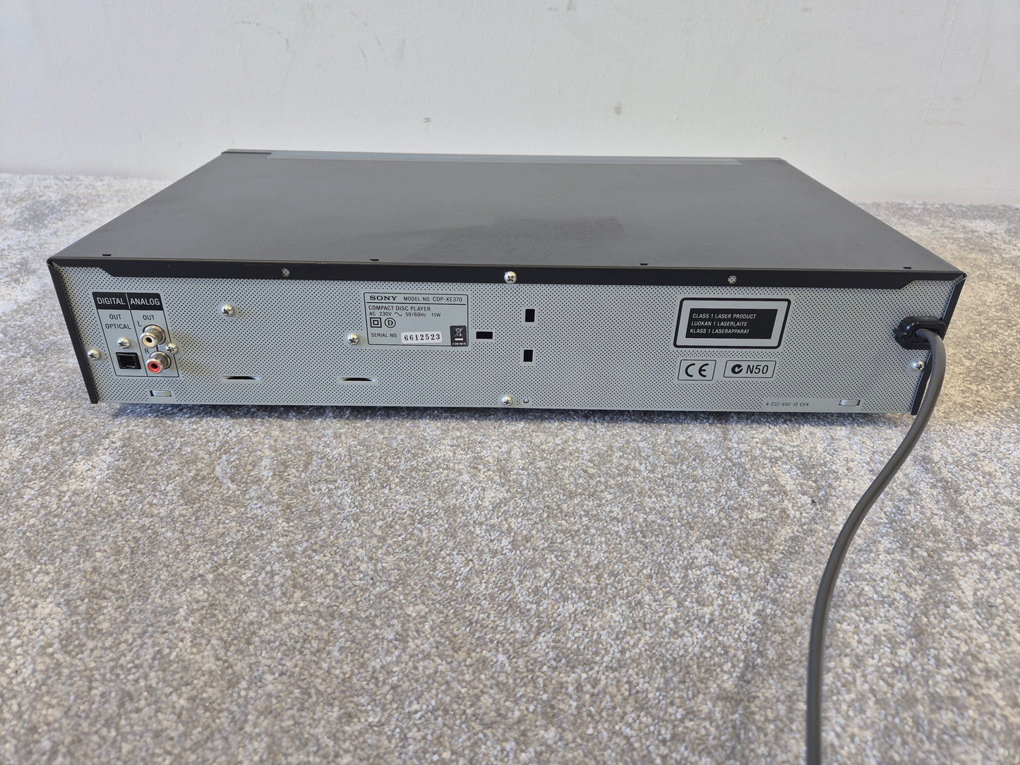 Sony CDP-XE370 - Compact Disc Player - Black