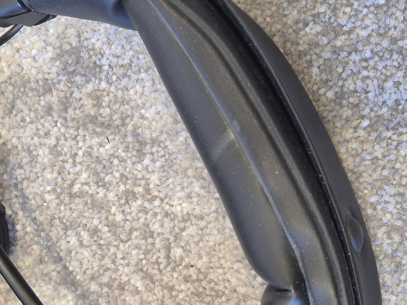 beyerdynamic DT 100 - Dynamic Studio Headphone w/ Original Box - image 8