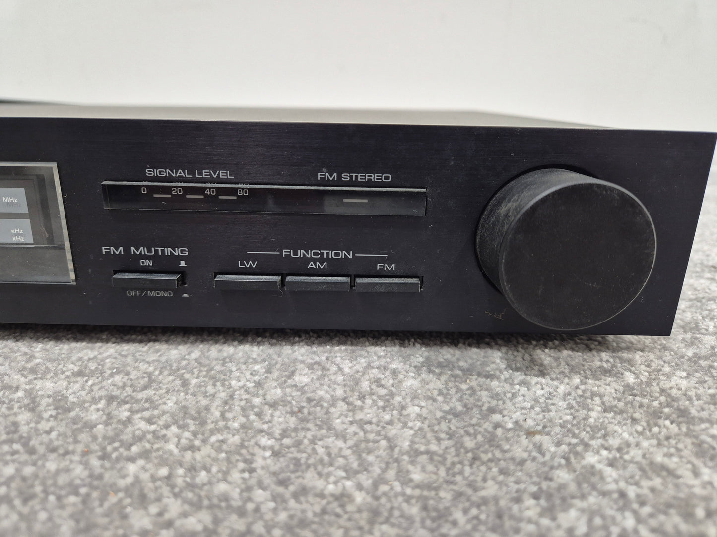 Yamaha T-300 - 1983 AM/FM Stereo Tuner