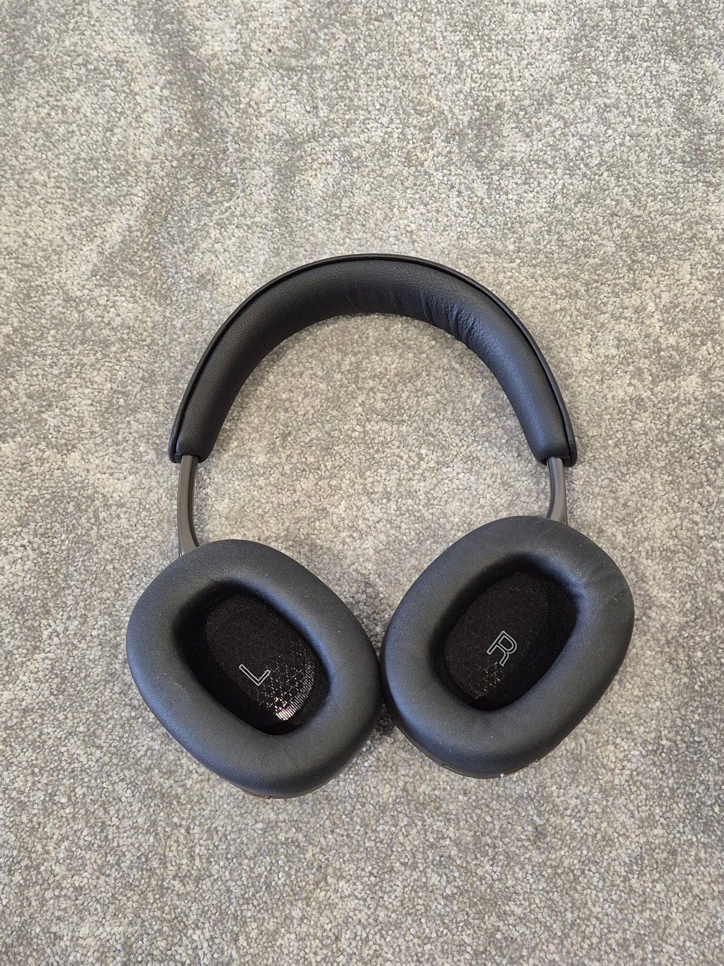 Bowers & Wilkins PX8 - Wireless Headphones w/ Original Box