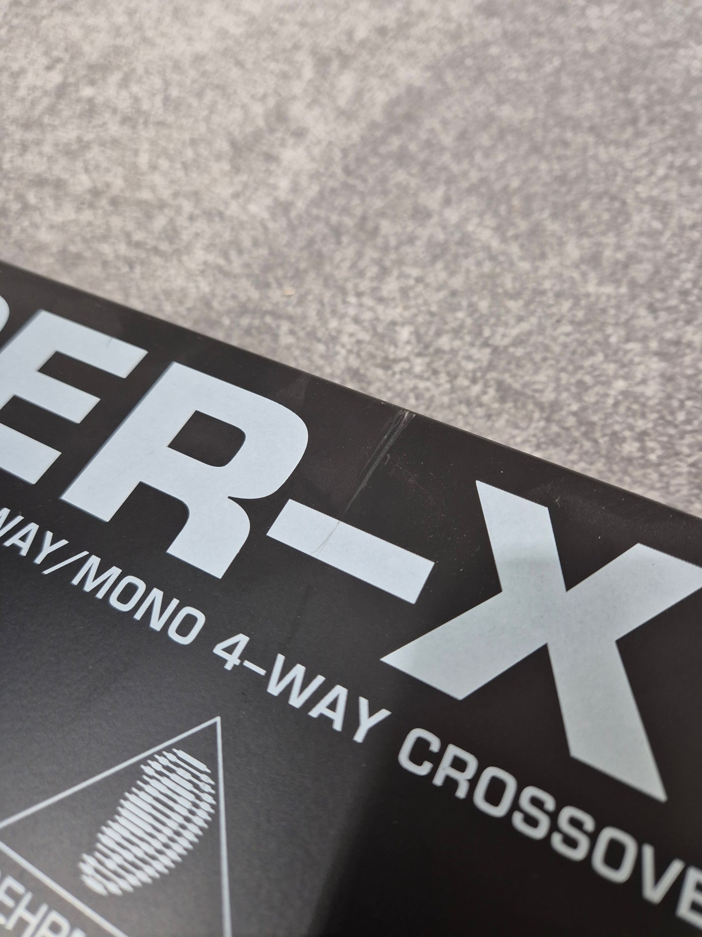 Behringer CX3400 V2 Super-X - High-Precision Stereo Crossover