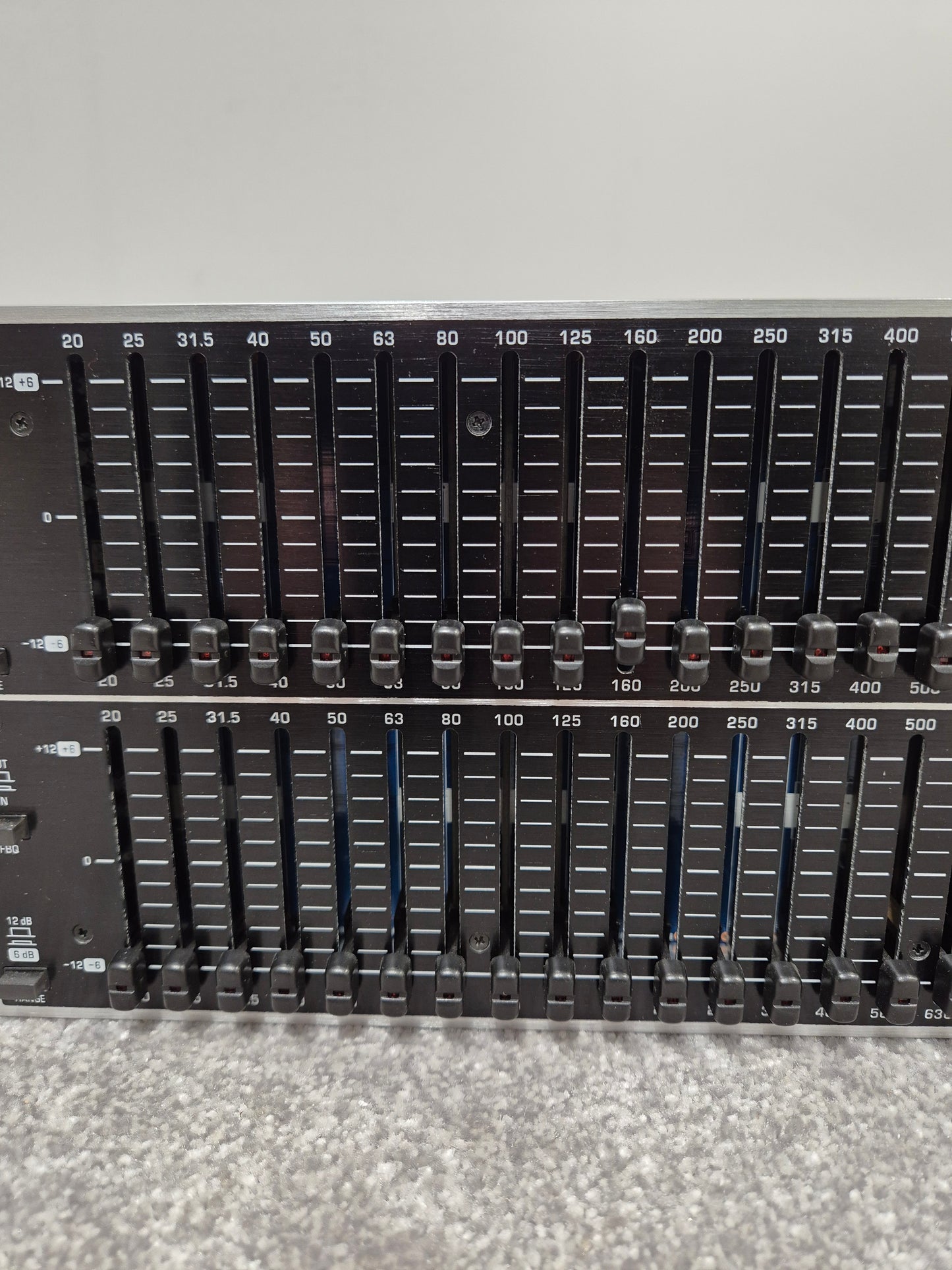 Behringer ULTRAGRAPH PRO FBQ6200HD - 31-Band Stereo Graphic Equalizer