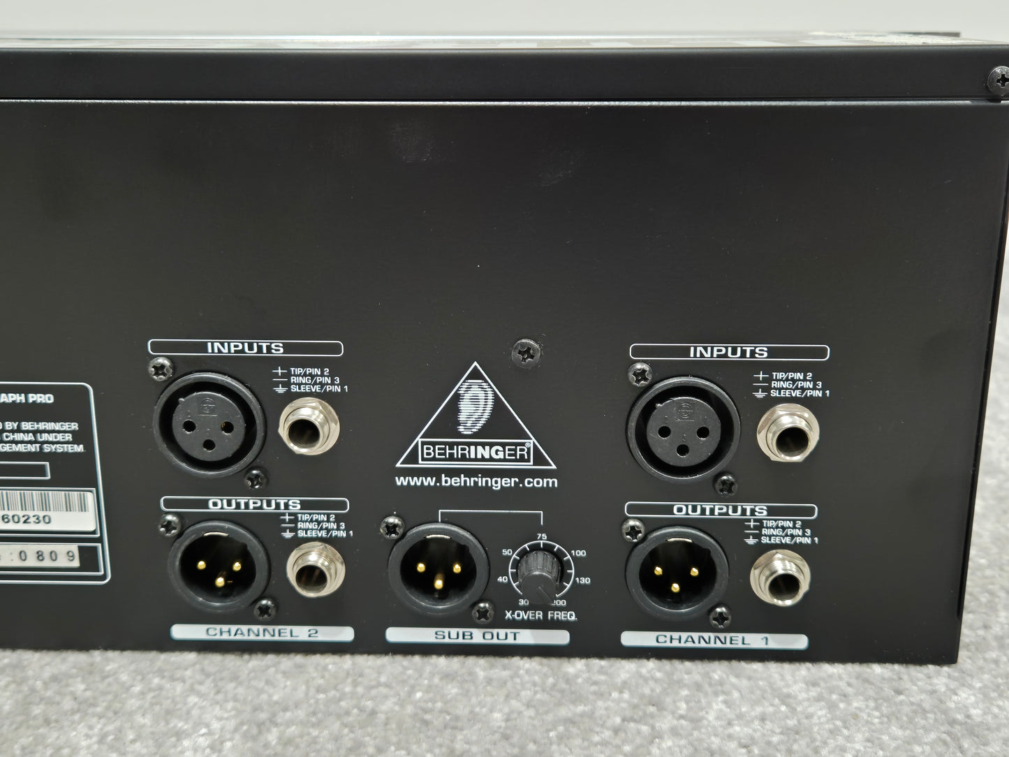 Behringer ULTRAGRAPH PRO FBQ6200HD - 31-Band Stereo Graphic Equalizer