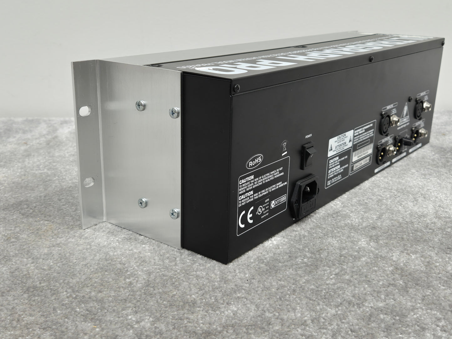 Behringer ULTRAGRAPH PRO FBQ6200HD - 31-Band Stereo Graphic Equalizer