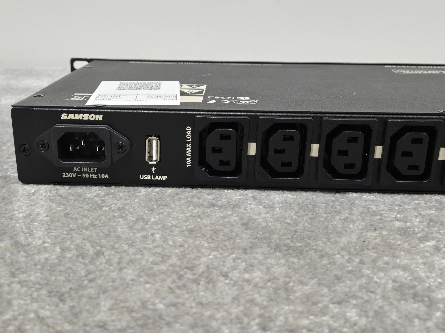 Samson PowerBrite PB10 - 19-inch Rackmount Power Conditioner
