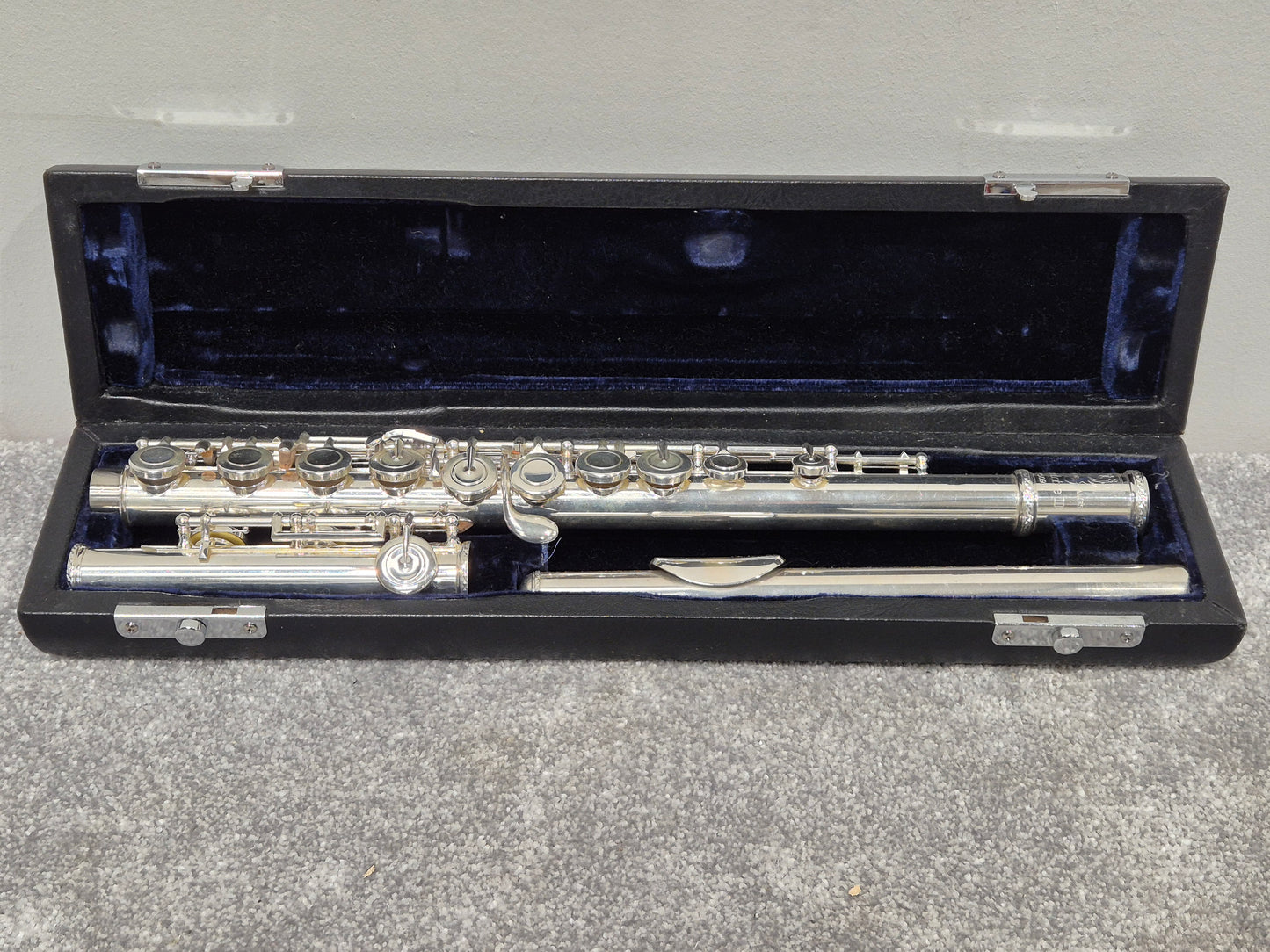 Trevor James Cantabile III - Flute w/ Case and Soft Bag