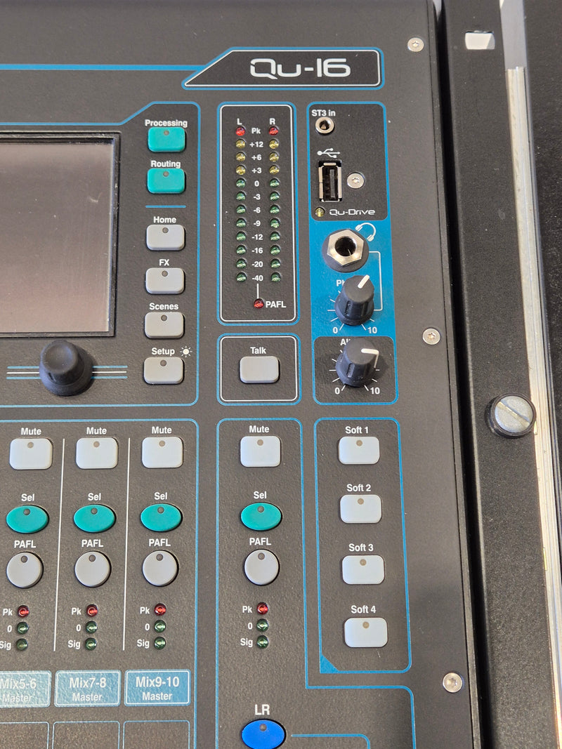 Allen & Heath Qu-16 - Compact 16-Channel Digital Mixer w/ Flight Case - image 7