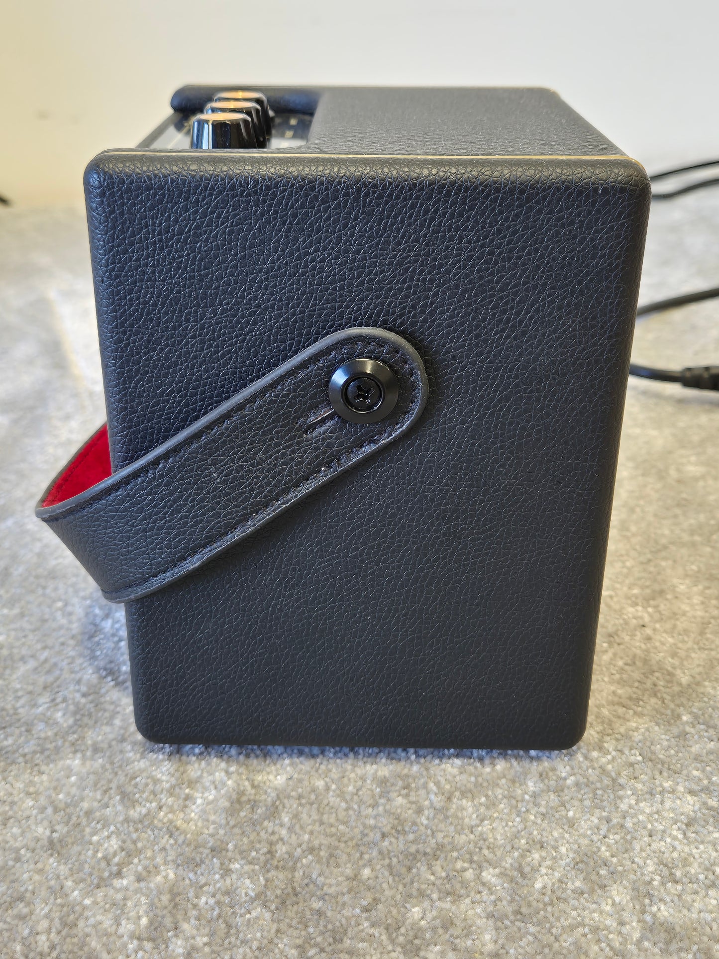 Positive Grid Spark Mini - Battery-Powered Guitar Amplifier