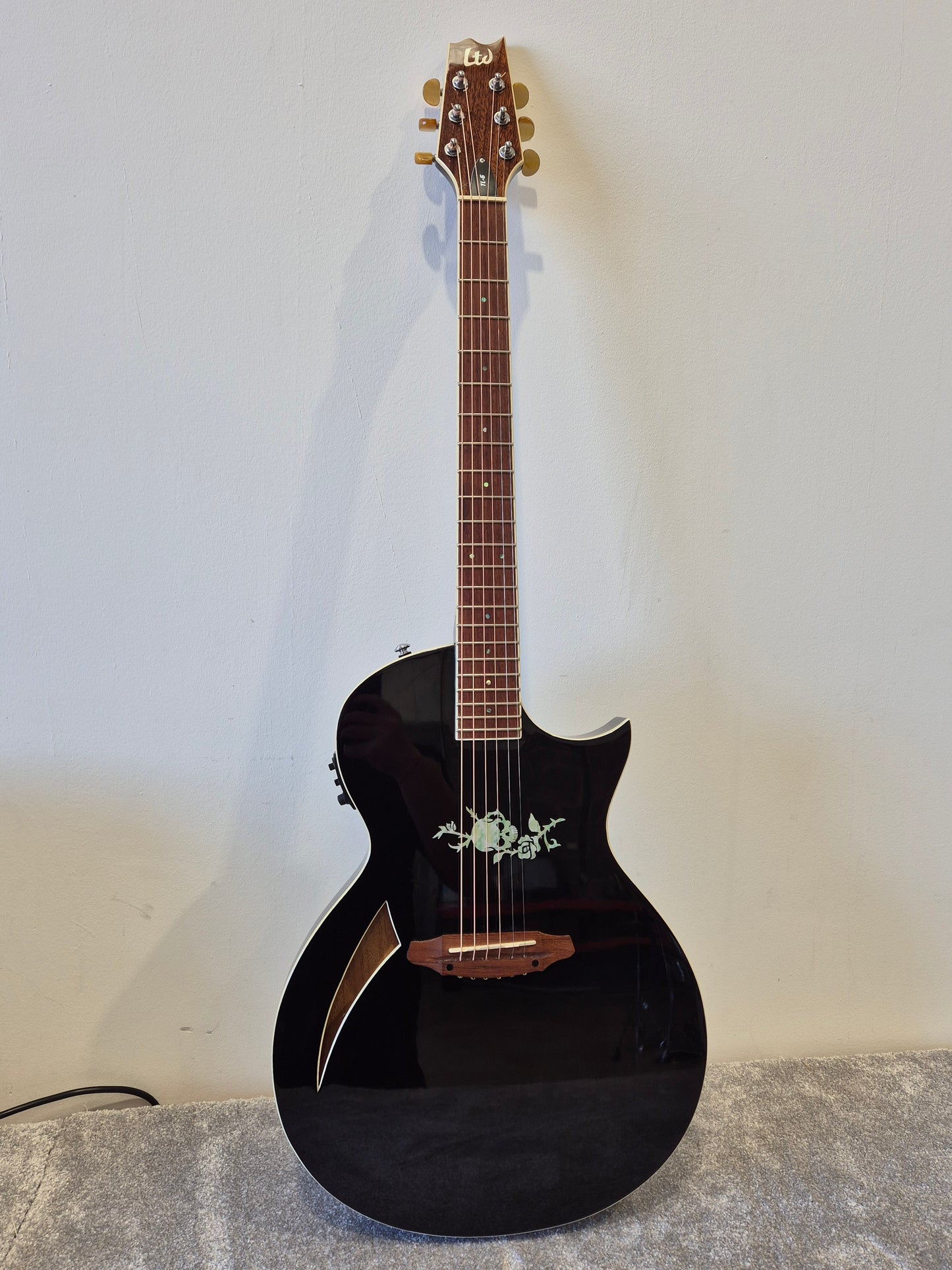 ESP LTD TL-6 - Acoustic-Electric Guitar