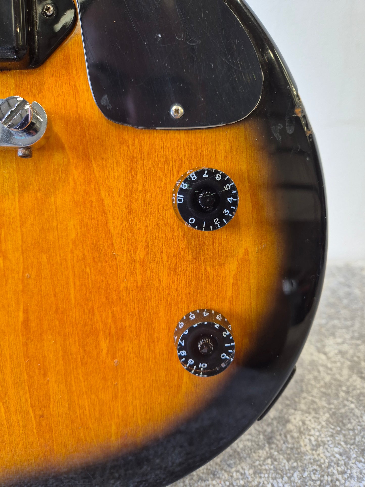 Epiphone Les Paul Junior - Electric Guitar w/ Soft Gig Bag
